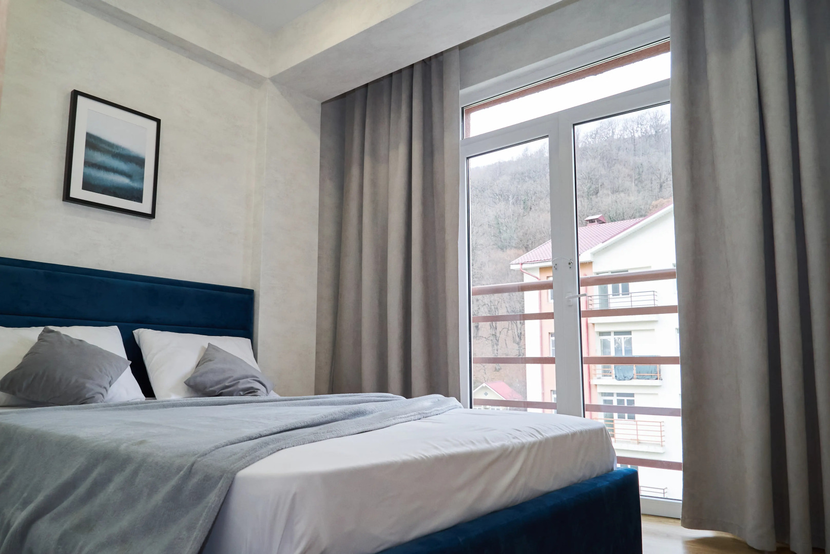 Апартаменты Семейные с Видом на Массив Горы Аибга