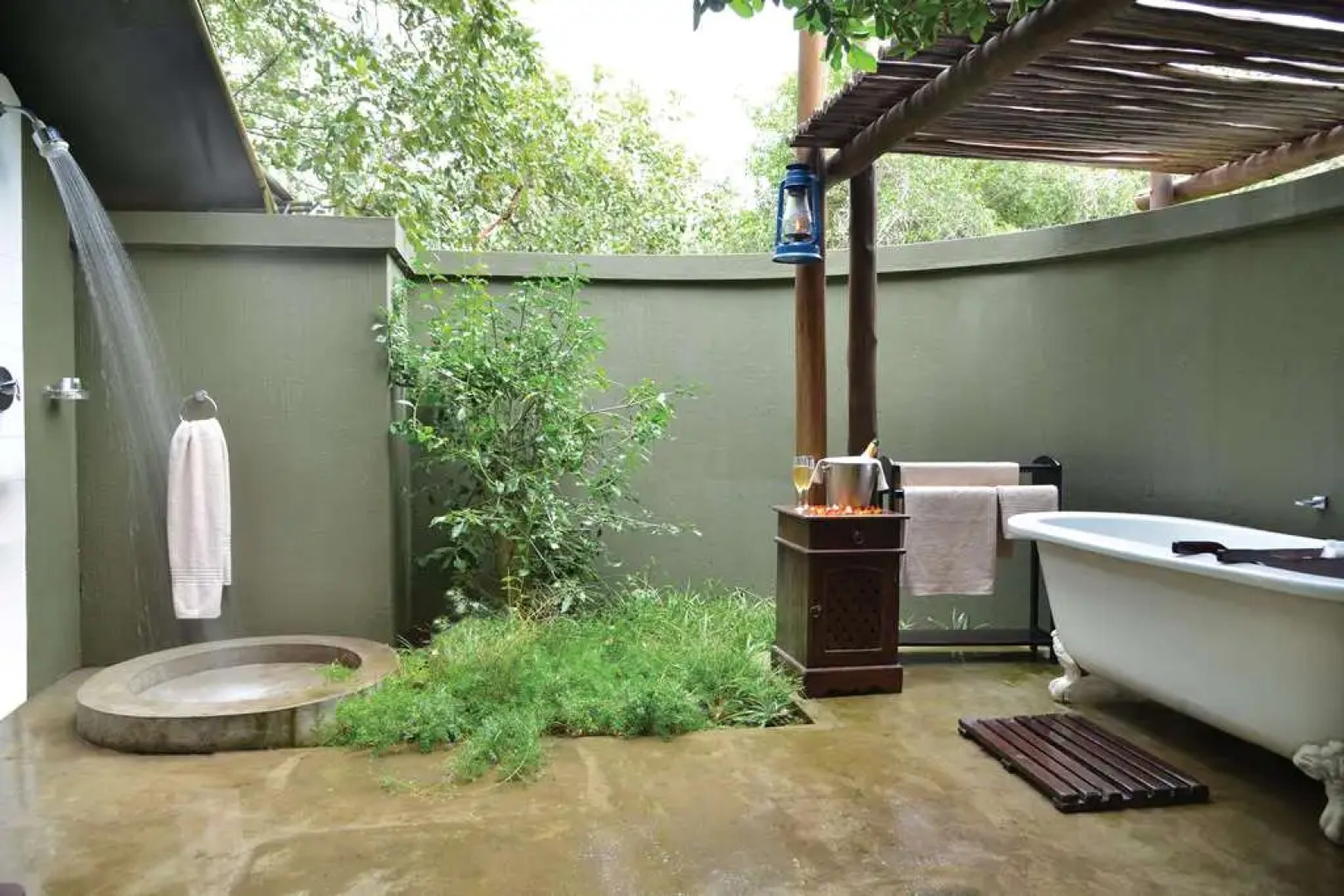 Отель Falaza Game Park & Spa