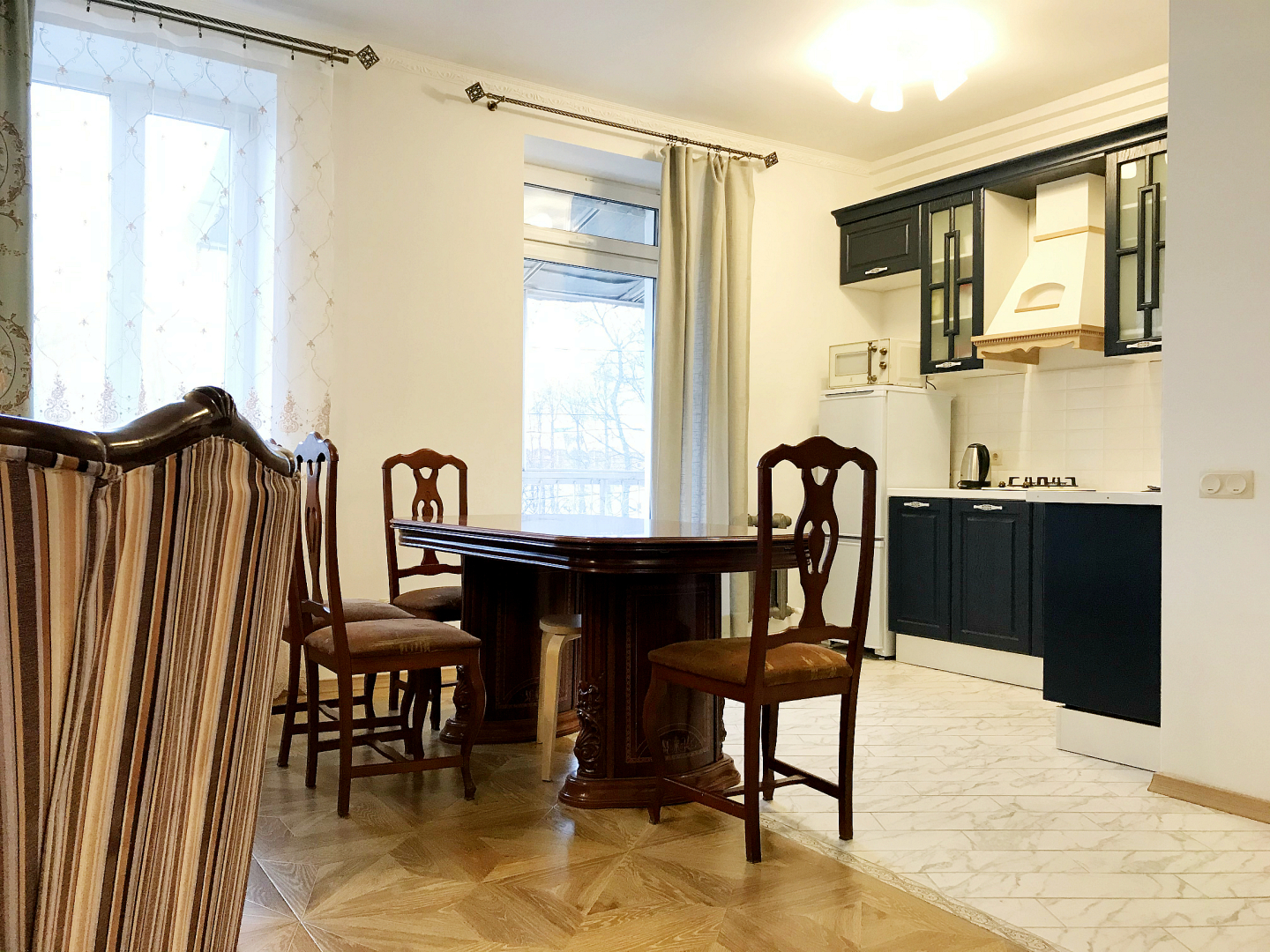 Апартаменты на Садовом с видом на Кремль