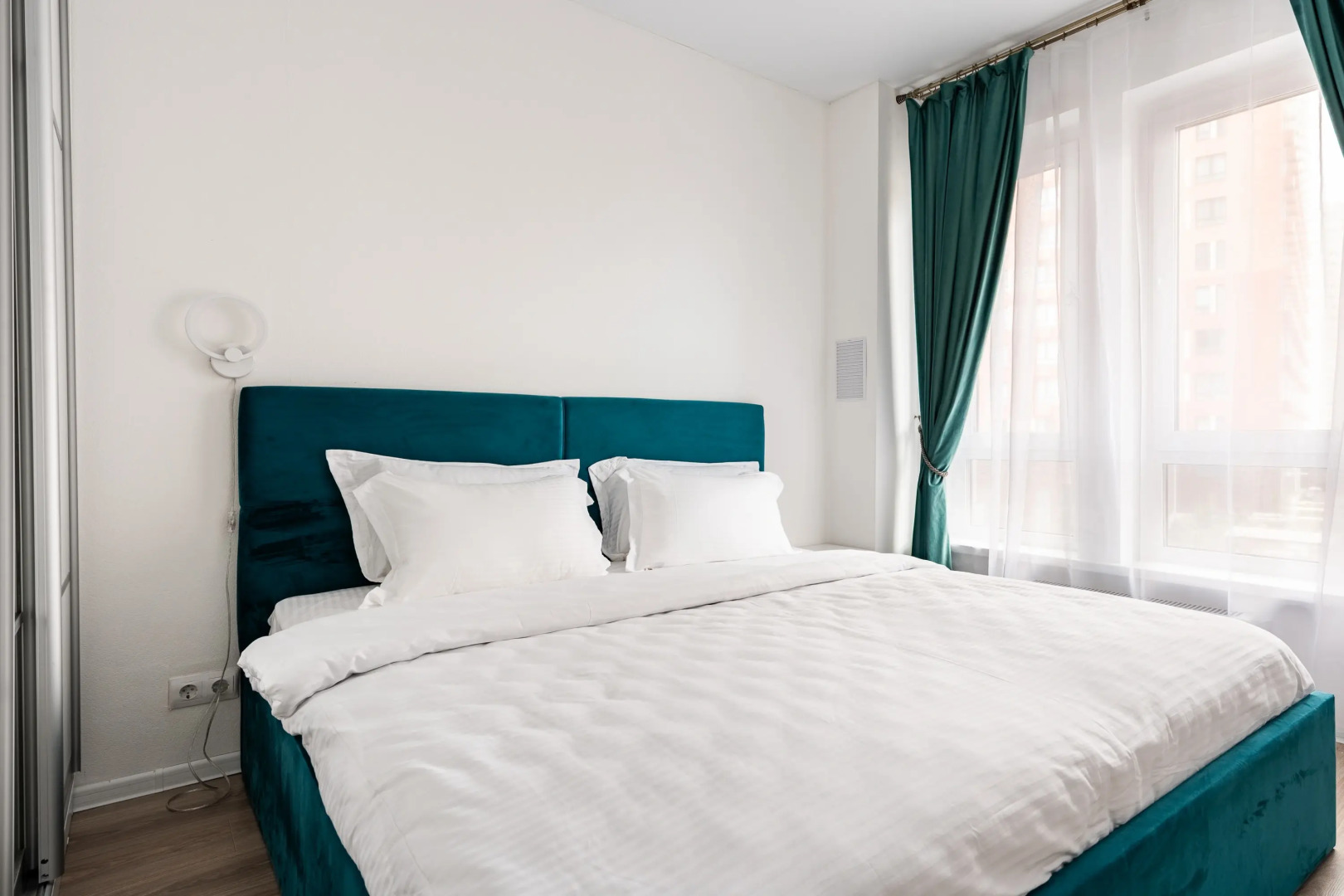 Квартира Большая Белая Кингсайз