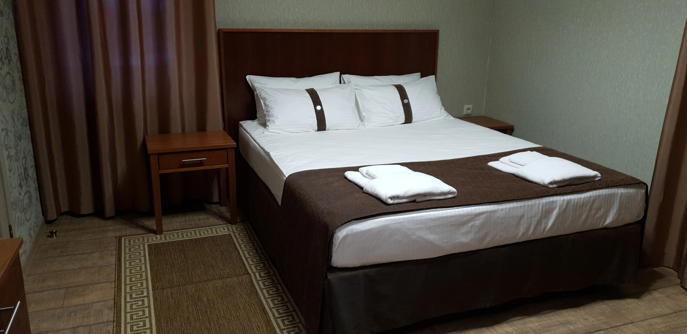 Отель Гостиный Дворъ