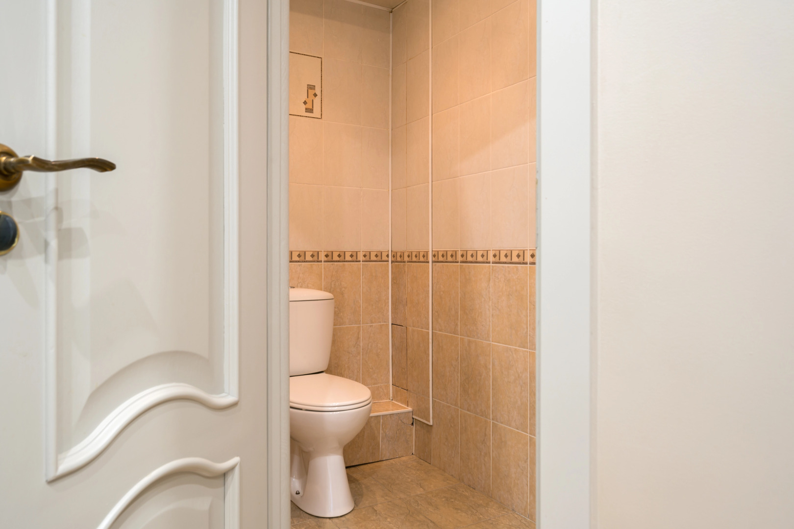 Квартира Просторная с зоной отдыха на балконе последнего этажа с видом на тихий двор