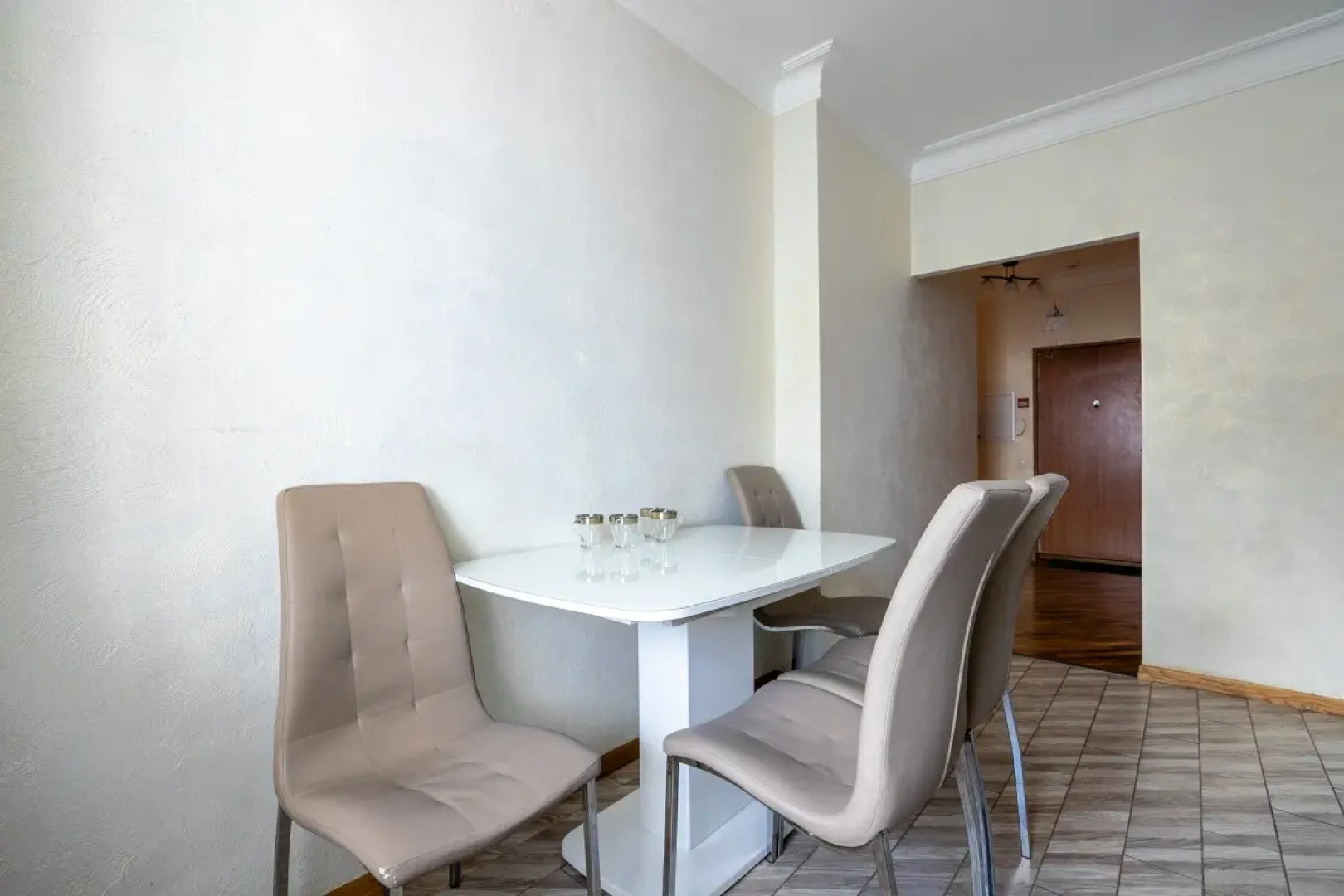 Квартира 5 MaxRealty24 Molodezhnaya 7/1