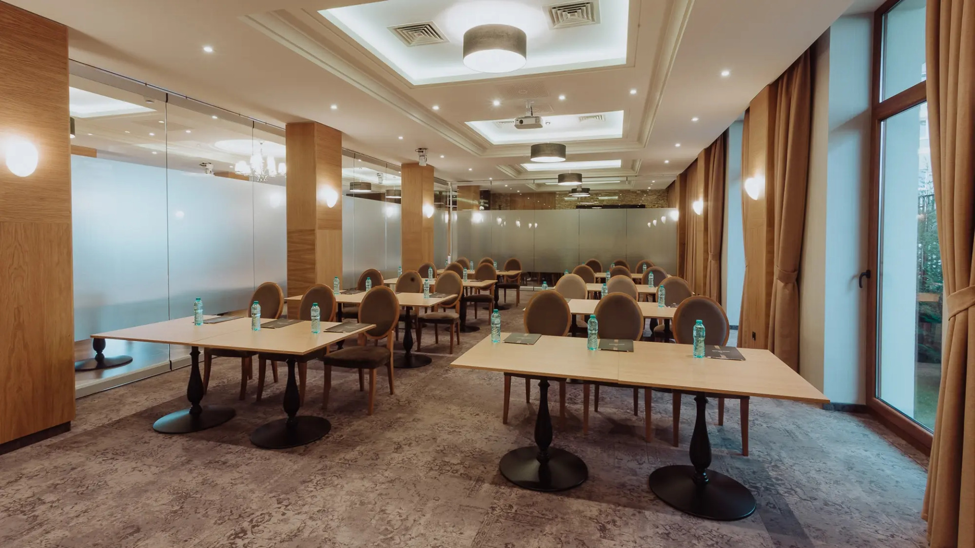 Отель  Briliant