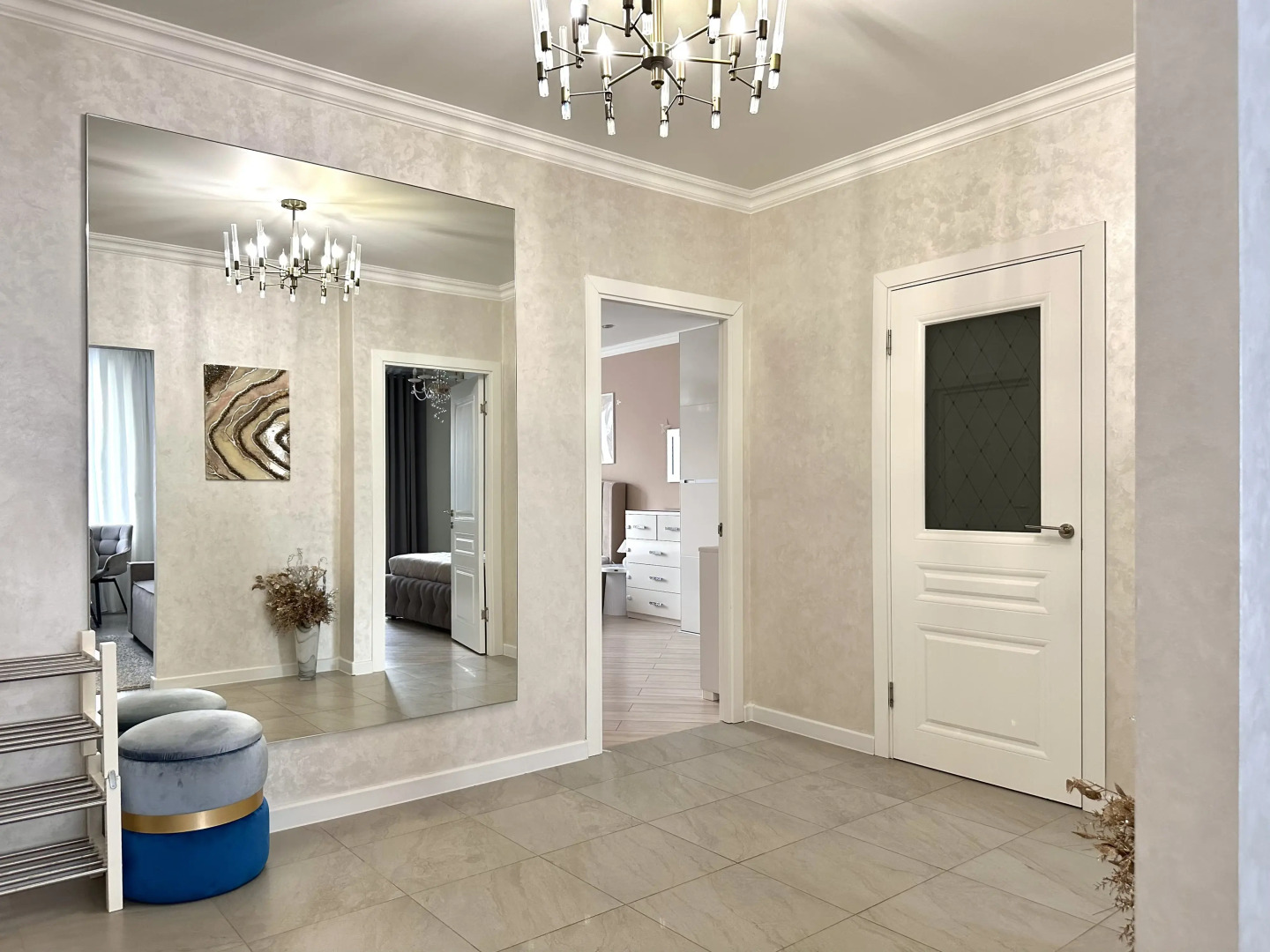 Квартира Премьер Апарт на Василия Татищева 4