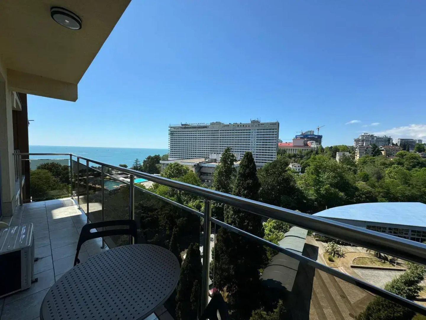 Апартаменты Черноморская 6