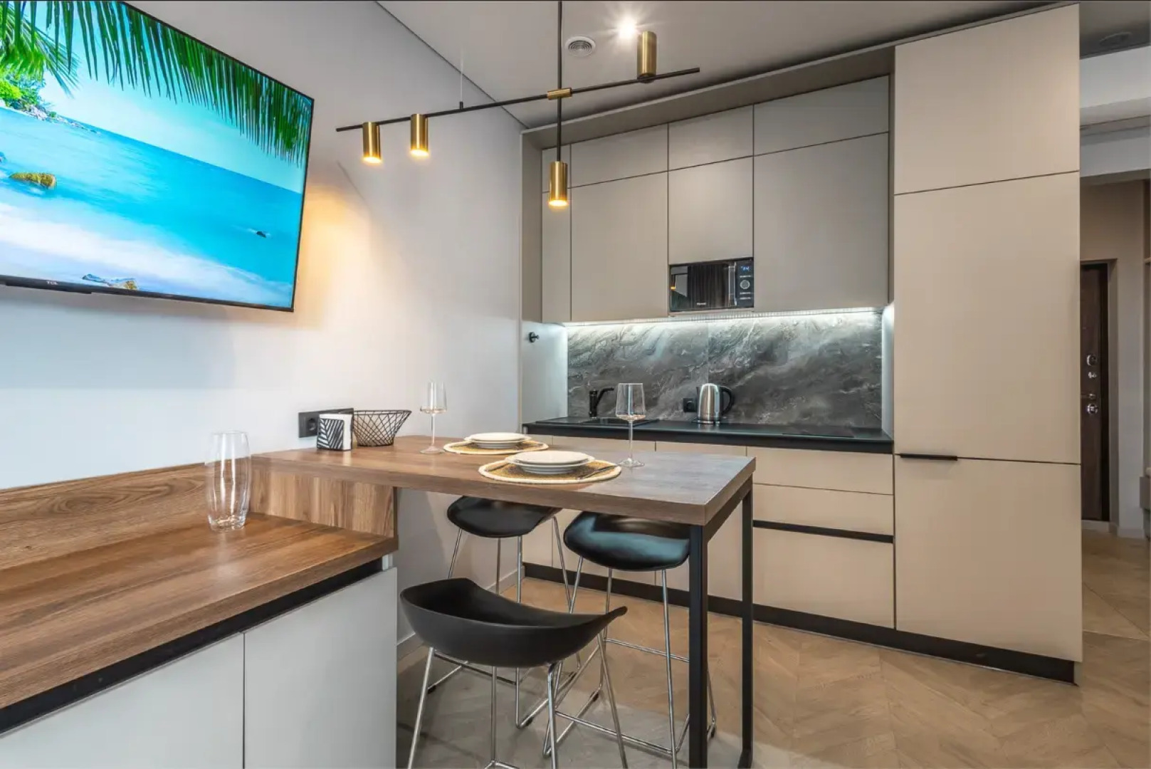 Апартаменты Крымский Рей Студия Africa боковой вид на море