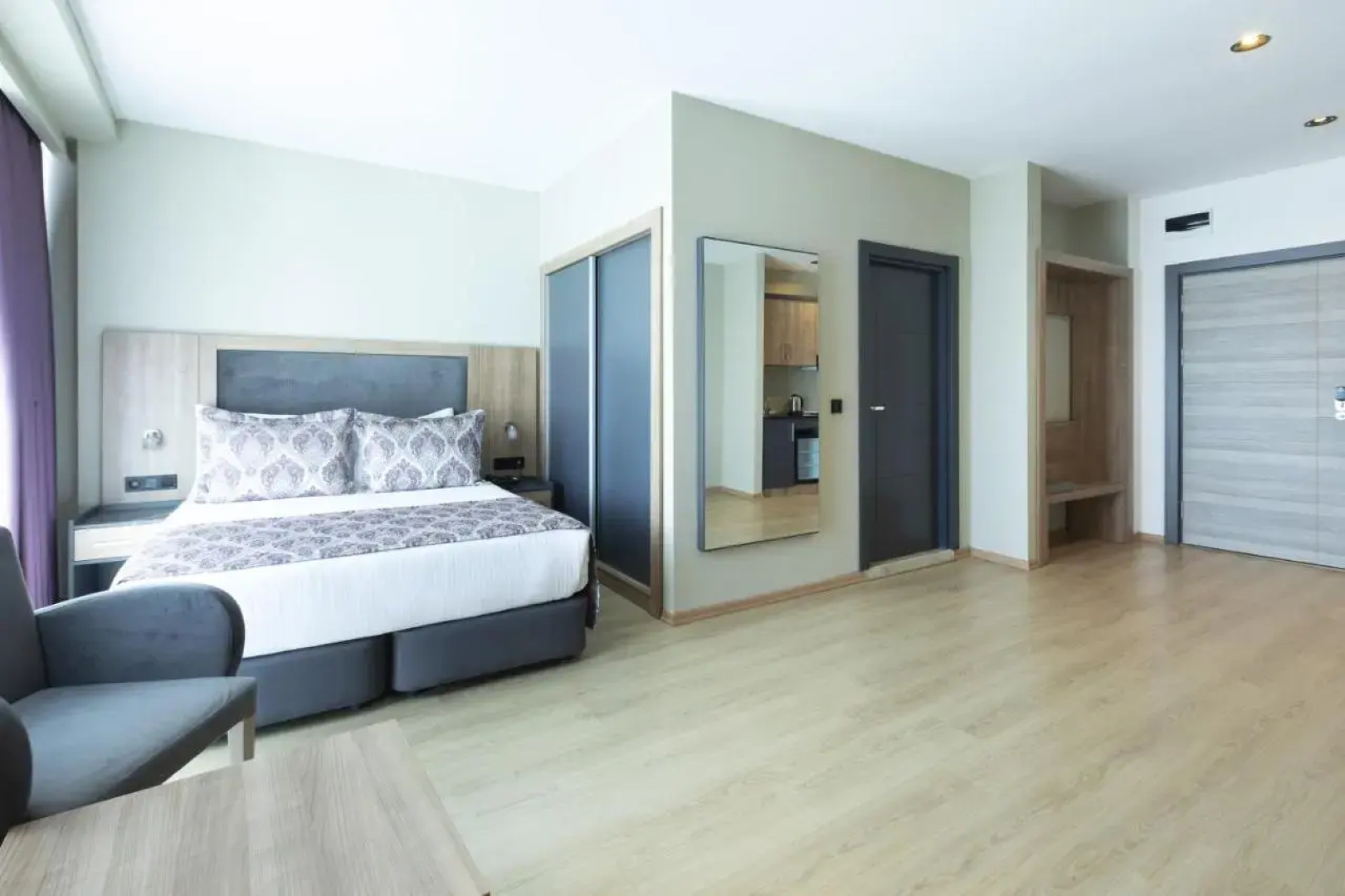 Апартаменты Euphoria & Residence