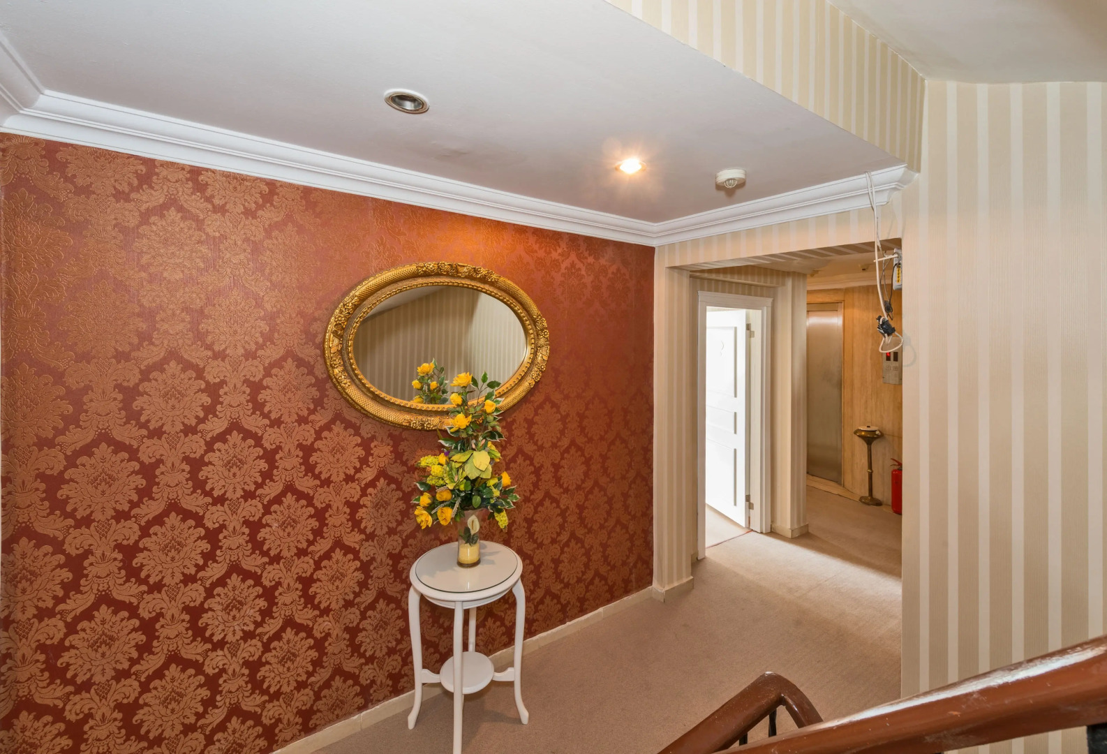 Отель Santa Sophia