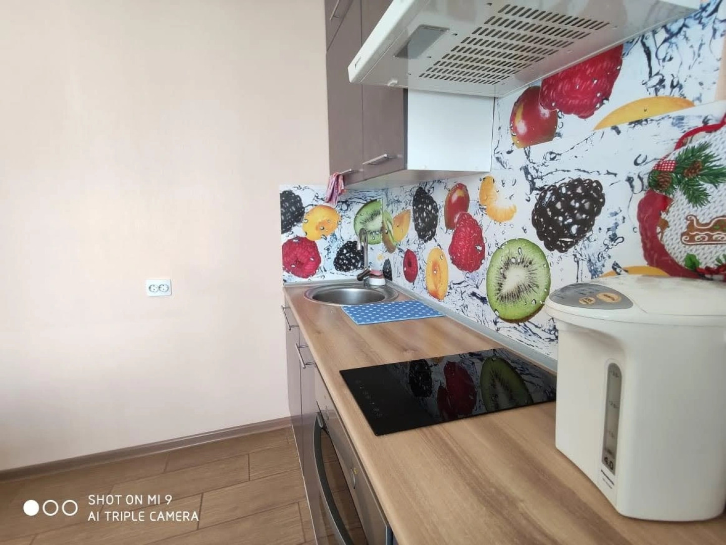 Апартаменты рядом с МНТК Фёдорова Титова 234/1