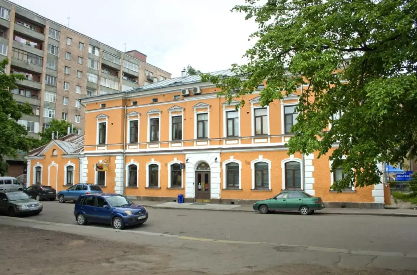 Отель Летучая мышь