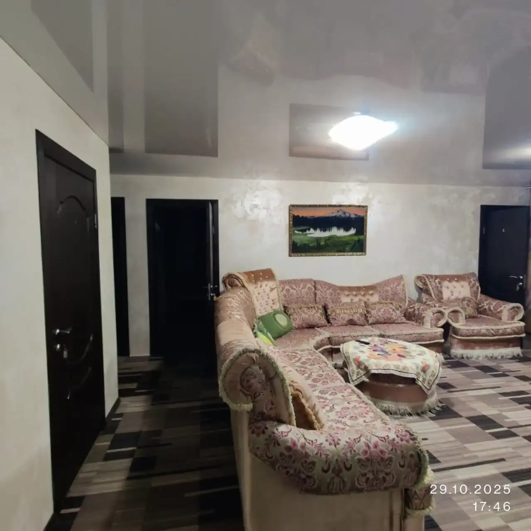 Частный дом Дом у термальных источников 2