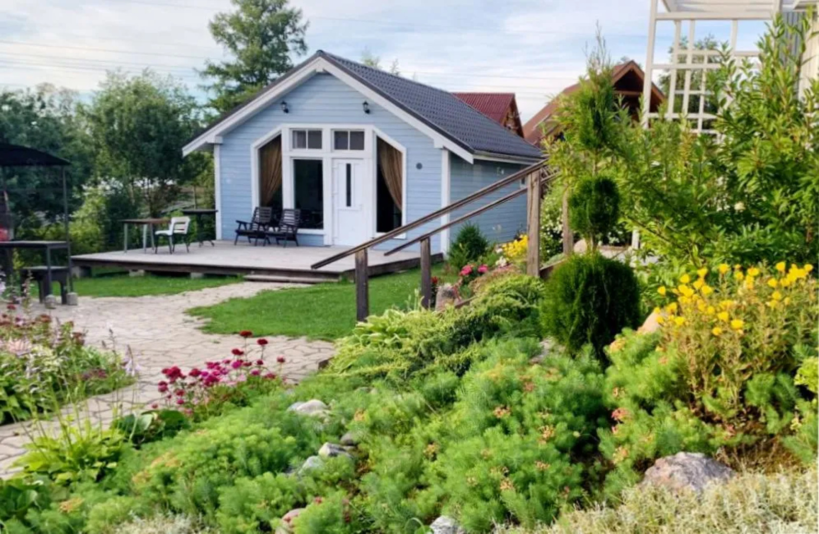 Гостевой Дом Уютный Домик с Террасой