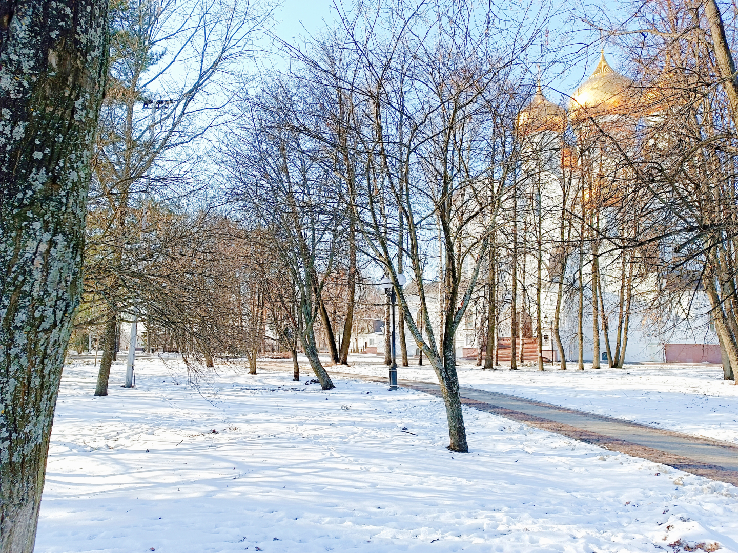 Квартира 3-комн. cталинка с большой ванной рядом с набережной