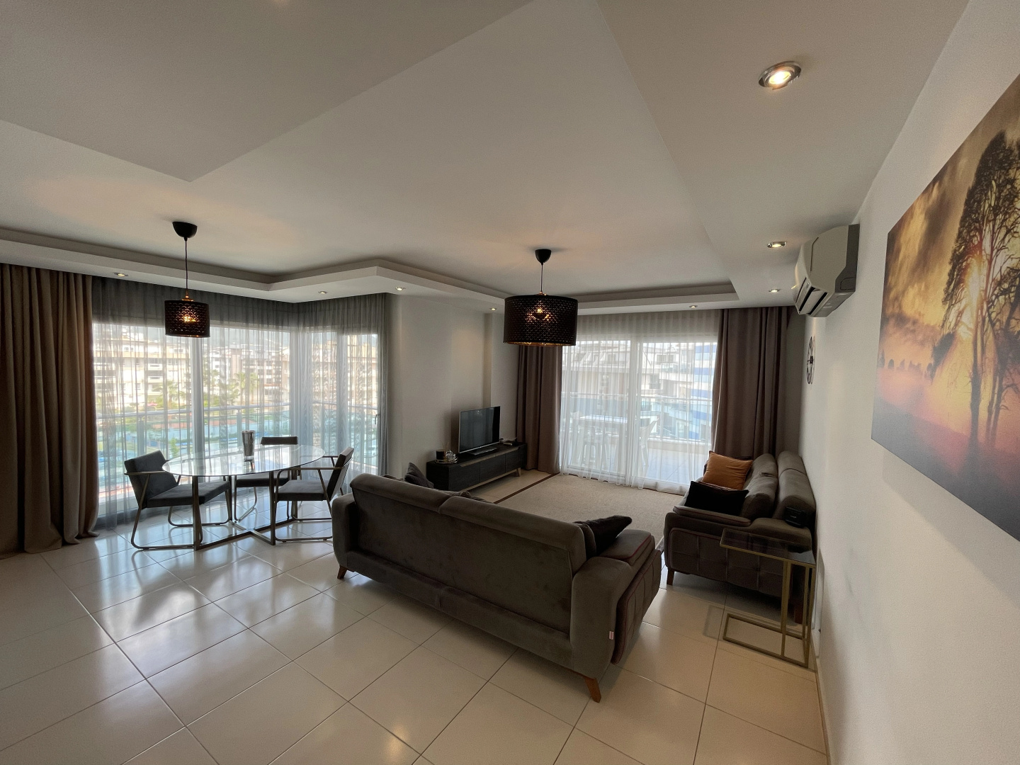 Апартаменты SA Apartments! Двухуровневая квартира с видом на горы
