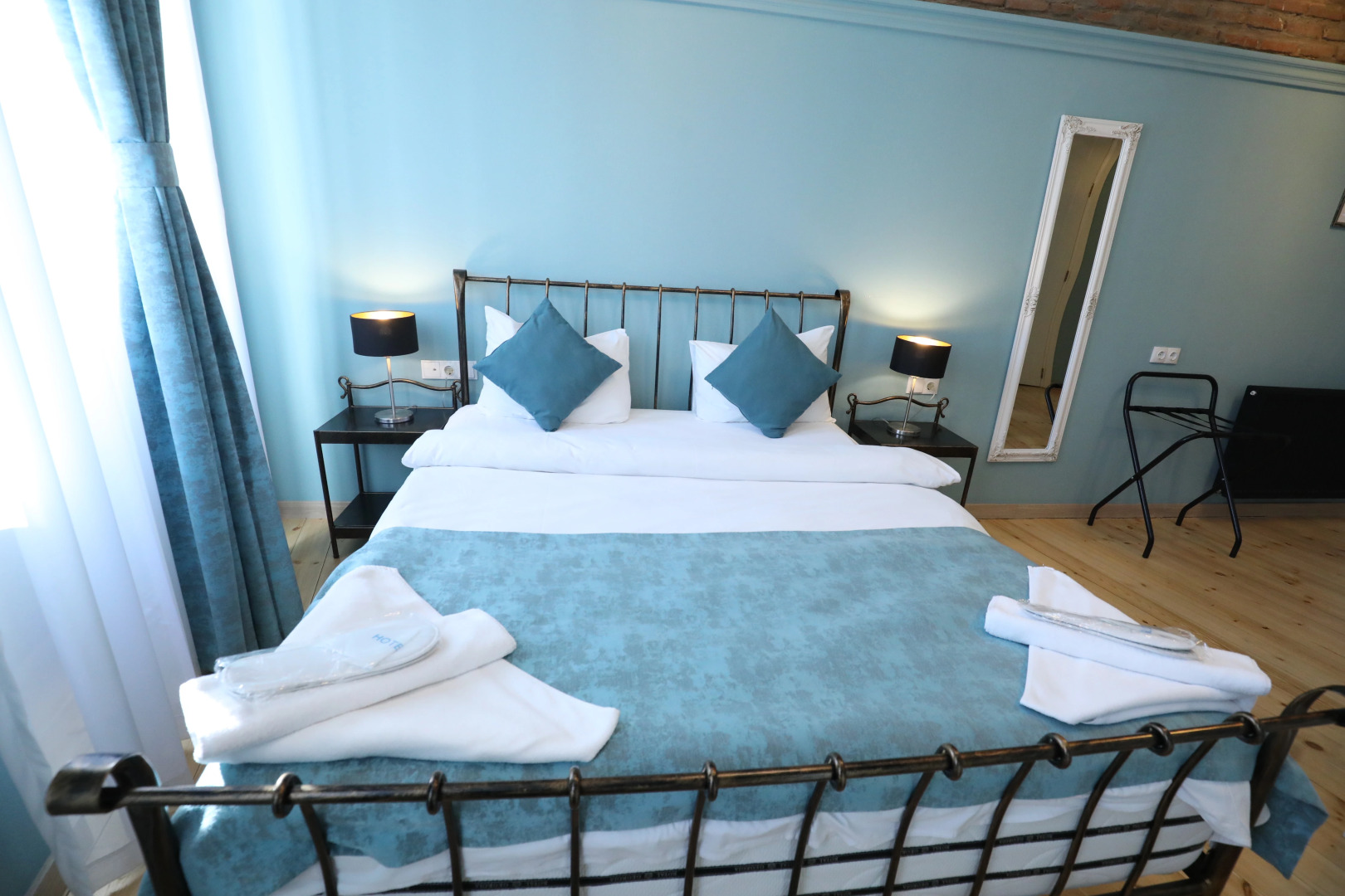 Отель История Тбилиси