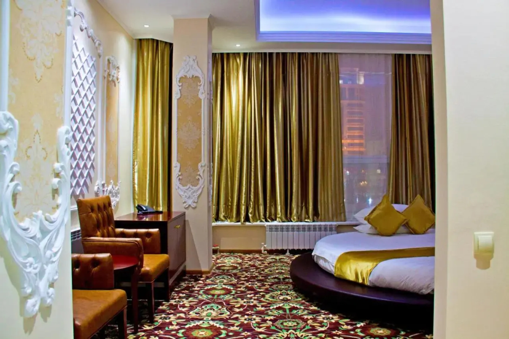 Отель Sky Luxe