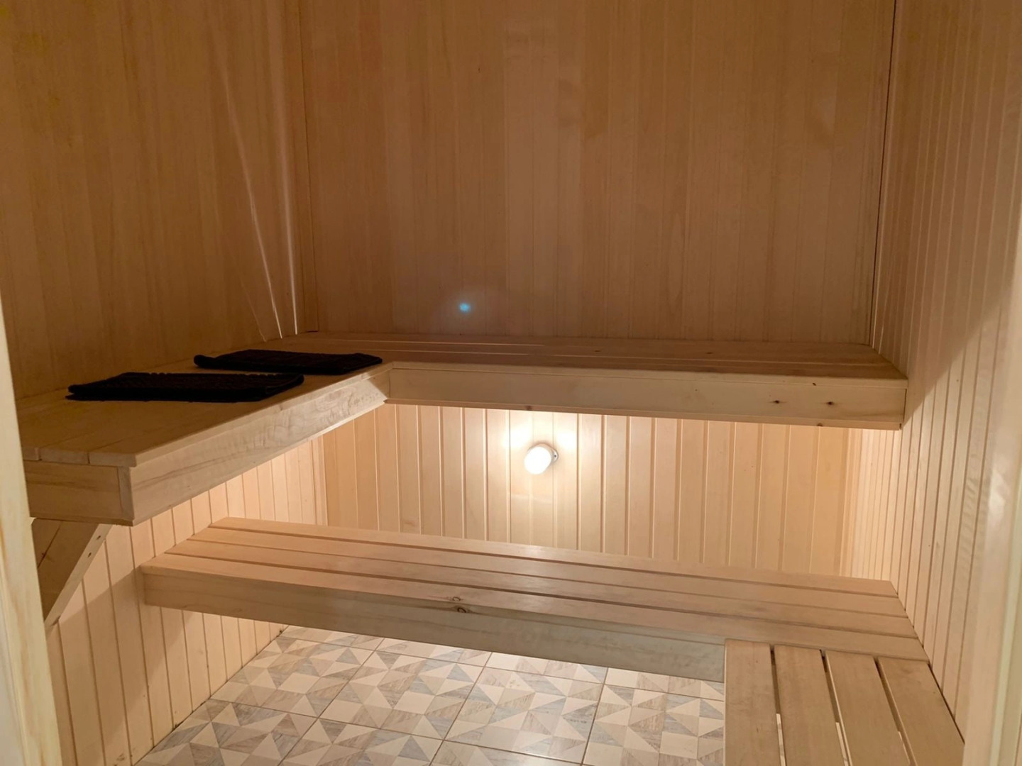 Частный Дом Титан Грей коттедж с 5ю спальнями и сауной