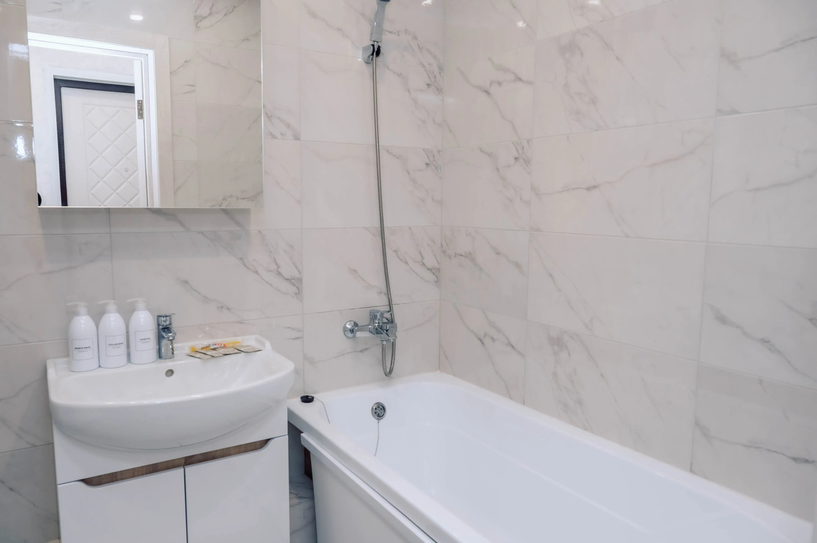 Апартаменты Студия на 2 гостя Орджоникидзе 19/2