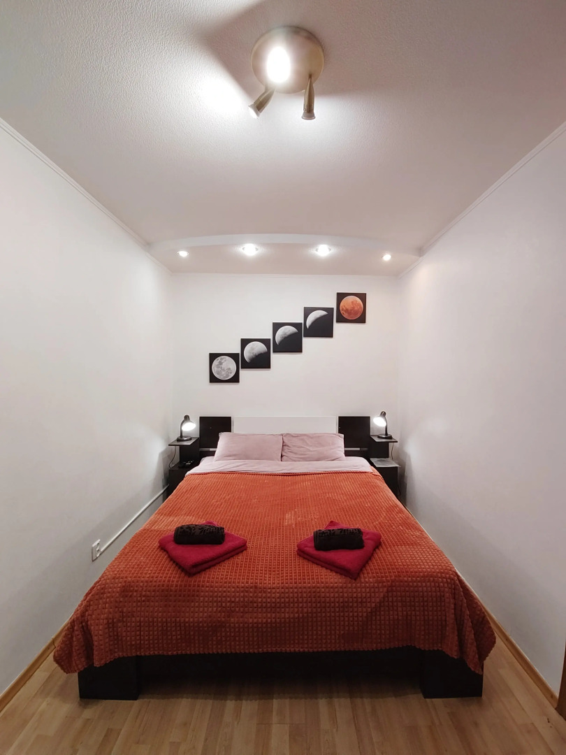 Квартира Двухкомнатная на Площади Пять Углов