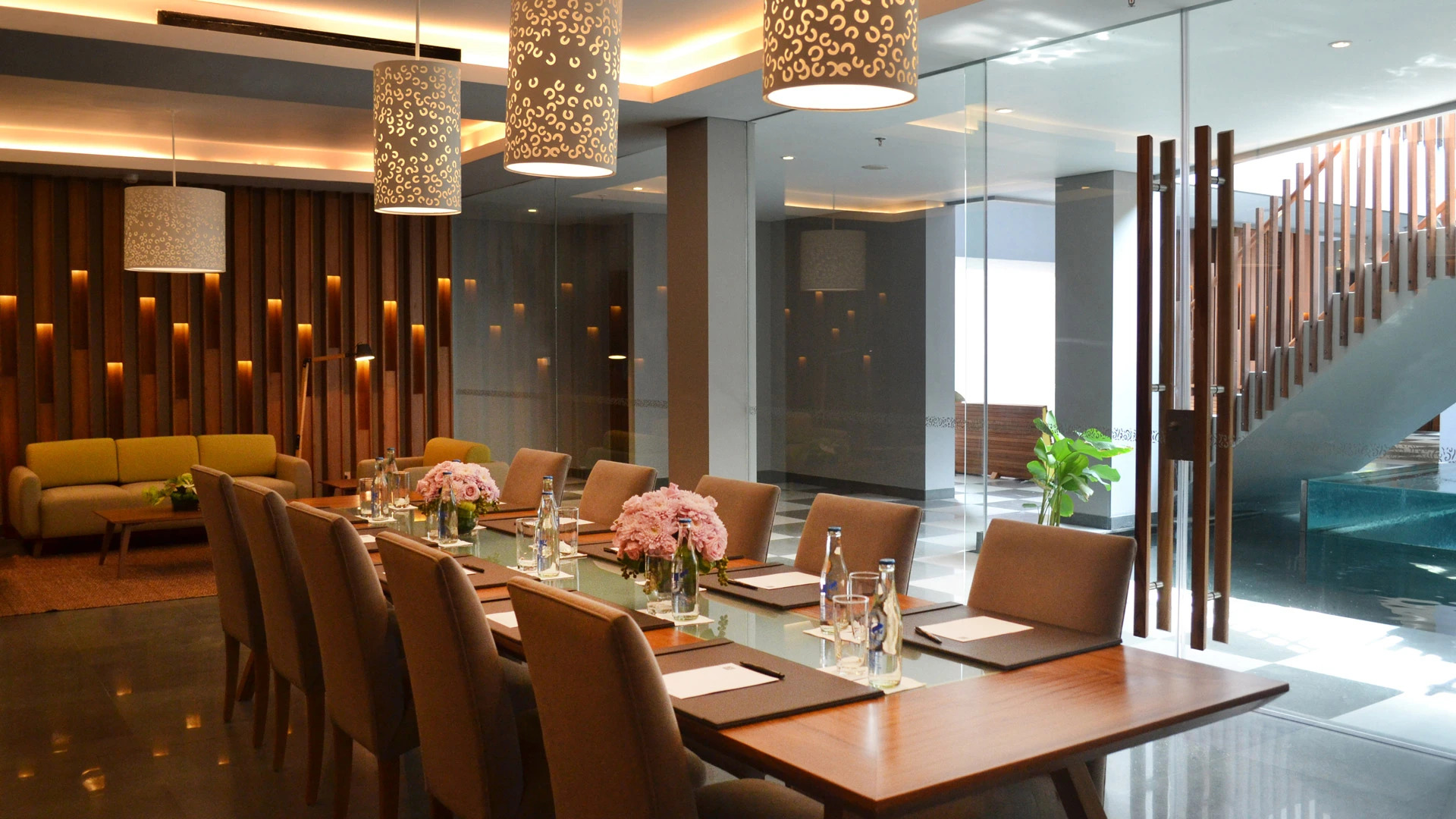 Отель Maya Sanur Resort & Spa