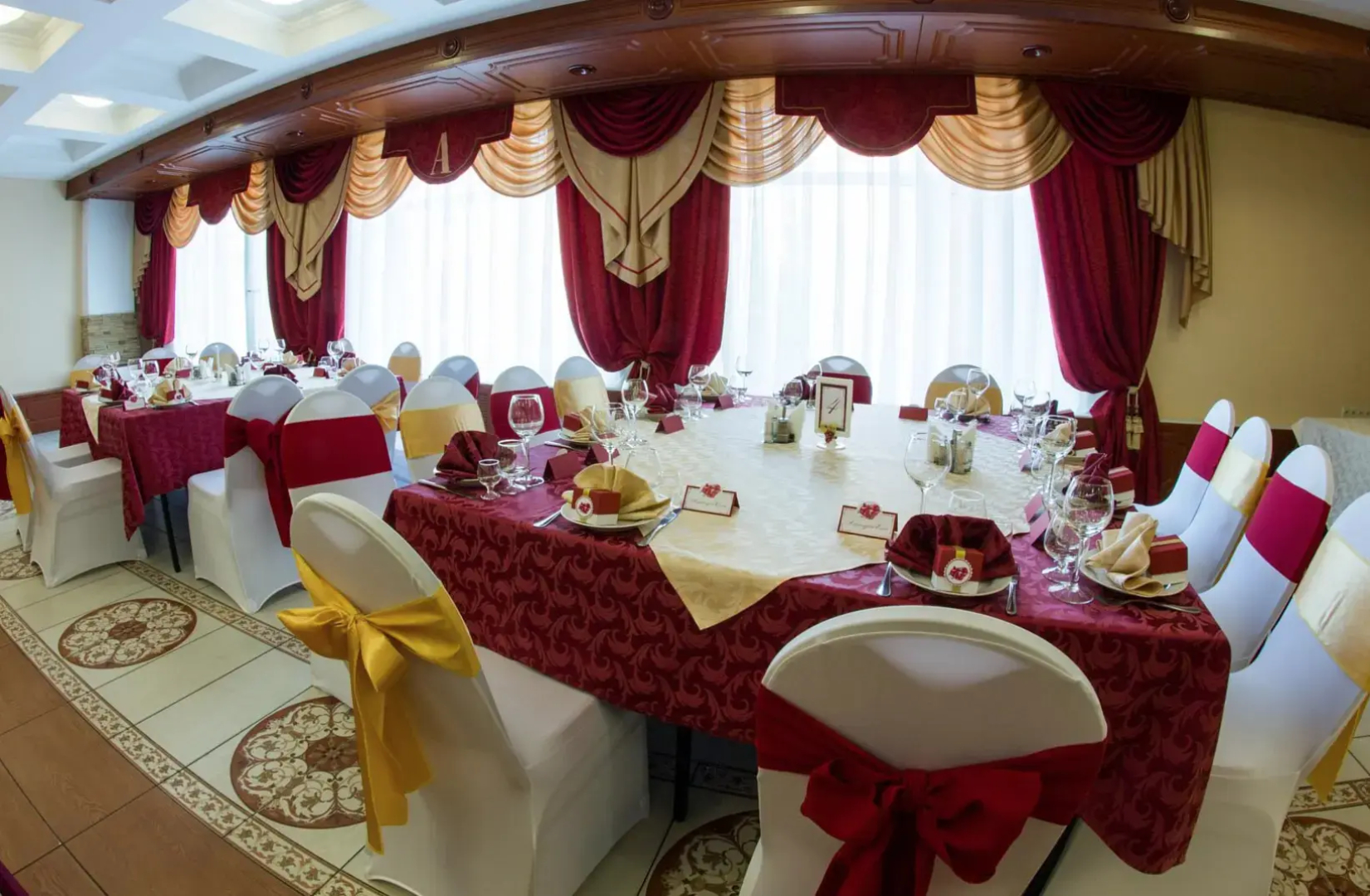 Отель Амарис