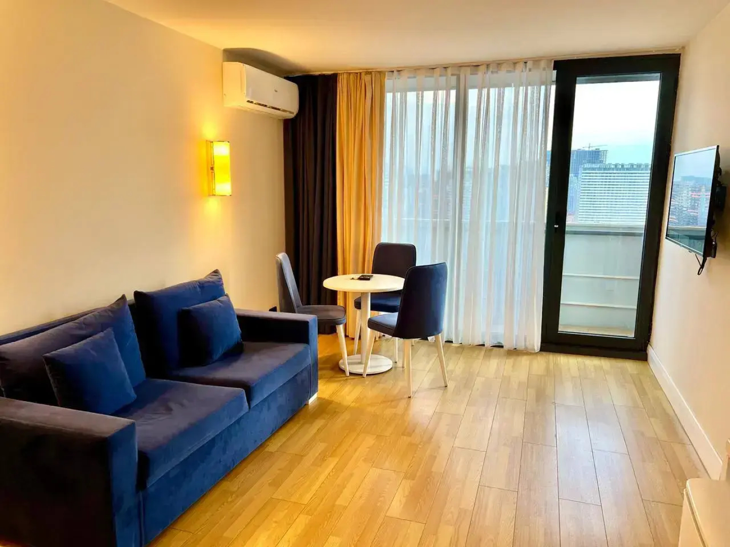 Апартаменты Солнечный Батуми Orbi City C Block 1+1 2445