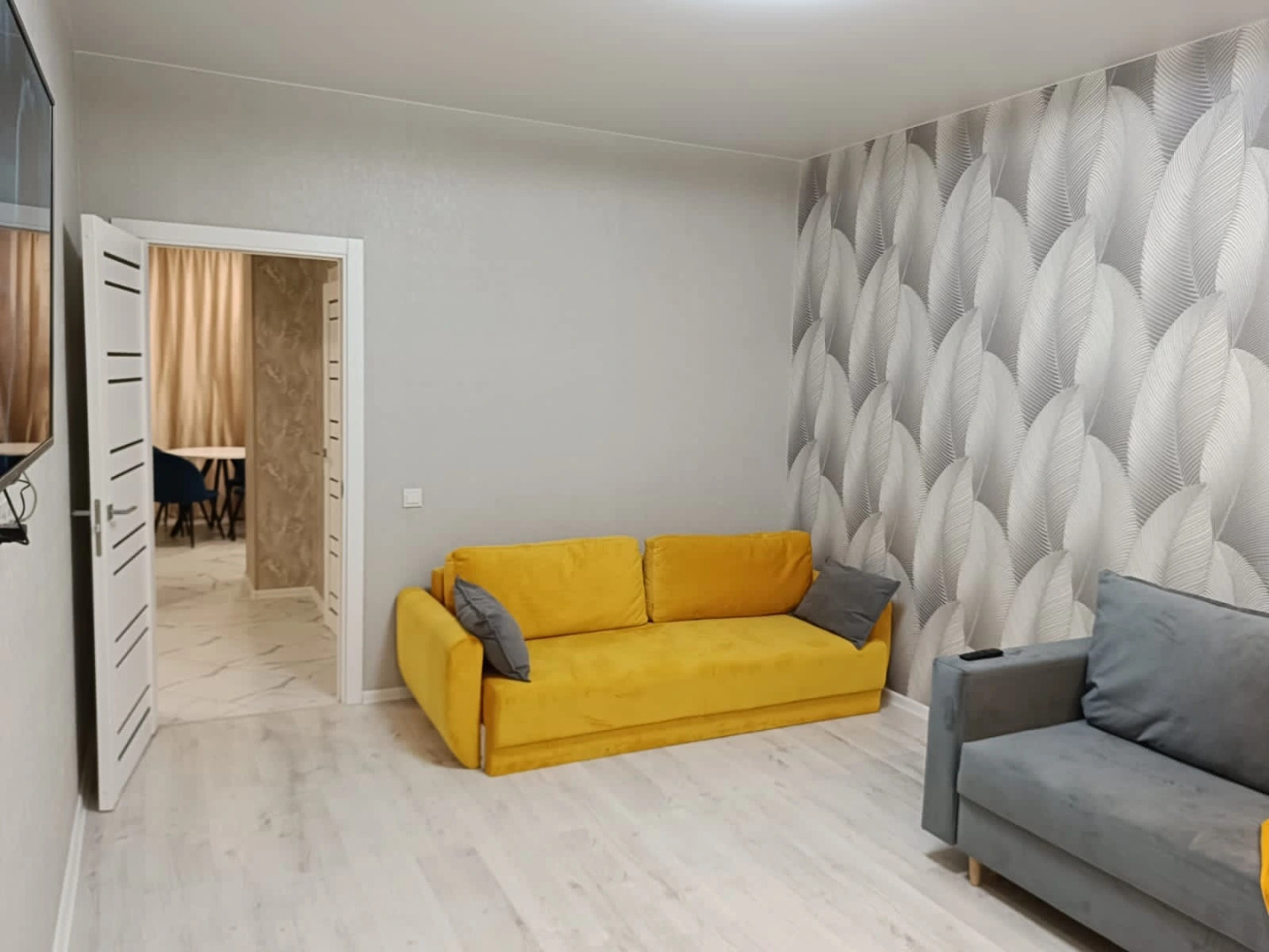 Квартира Теплая двухкомнатная квартира