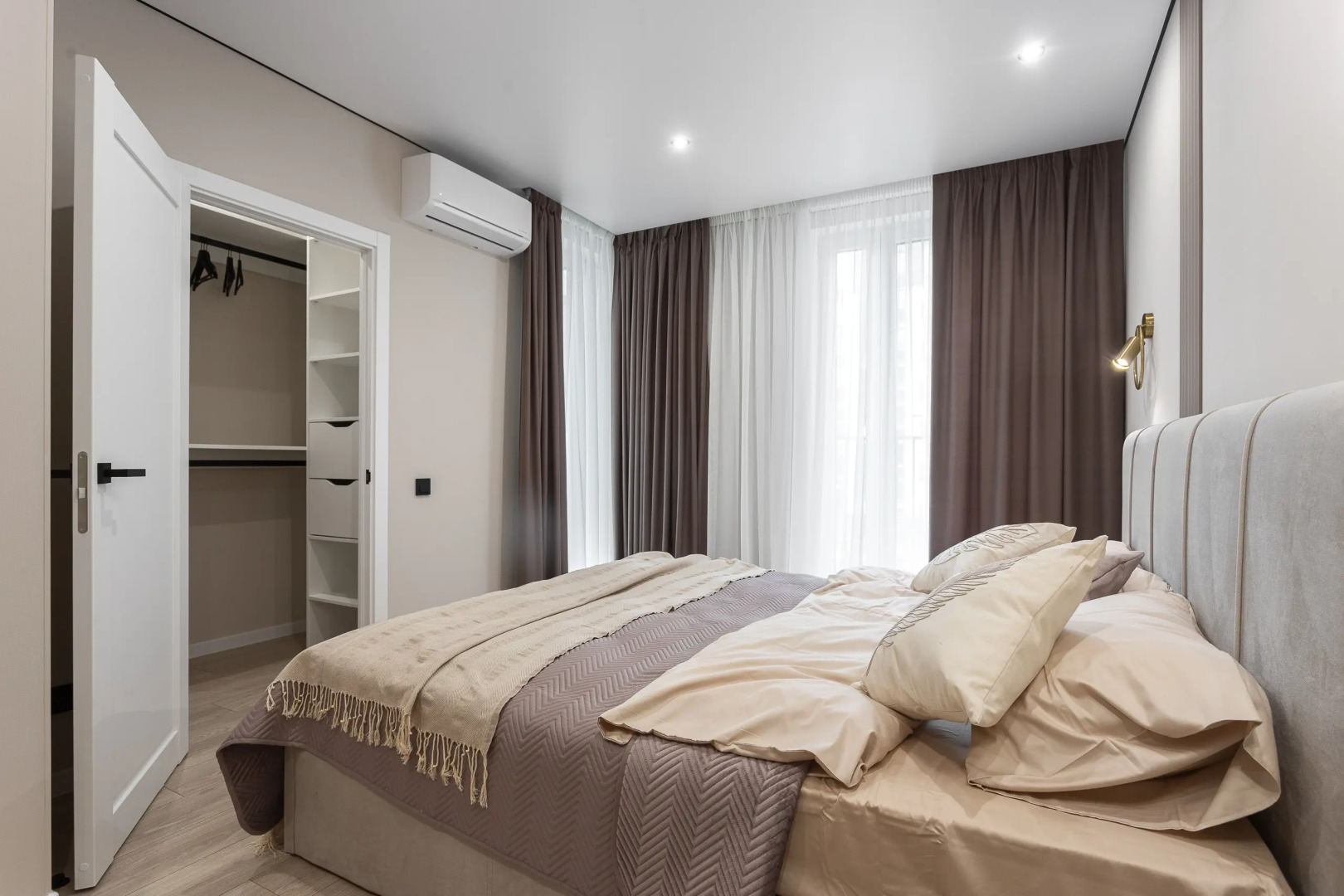 Квартира Уютная евро-двушка рядом с Рыбной деревней