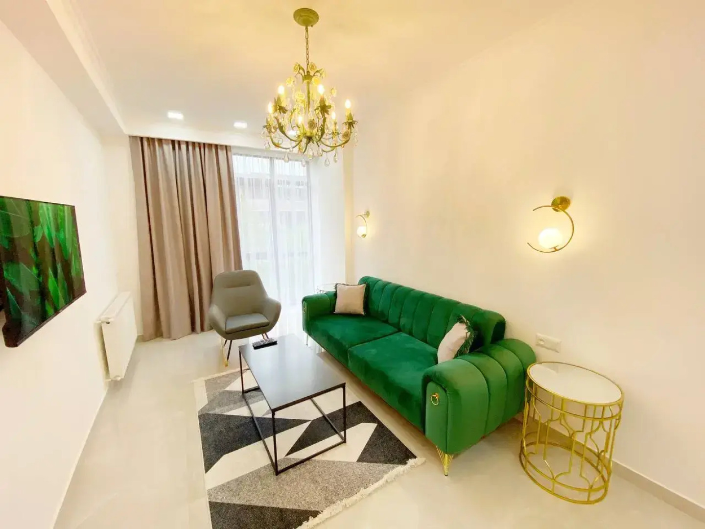 Апартаменты City Heart Luxury Apartment