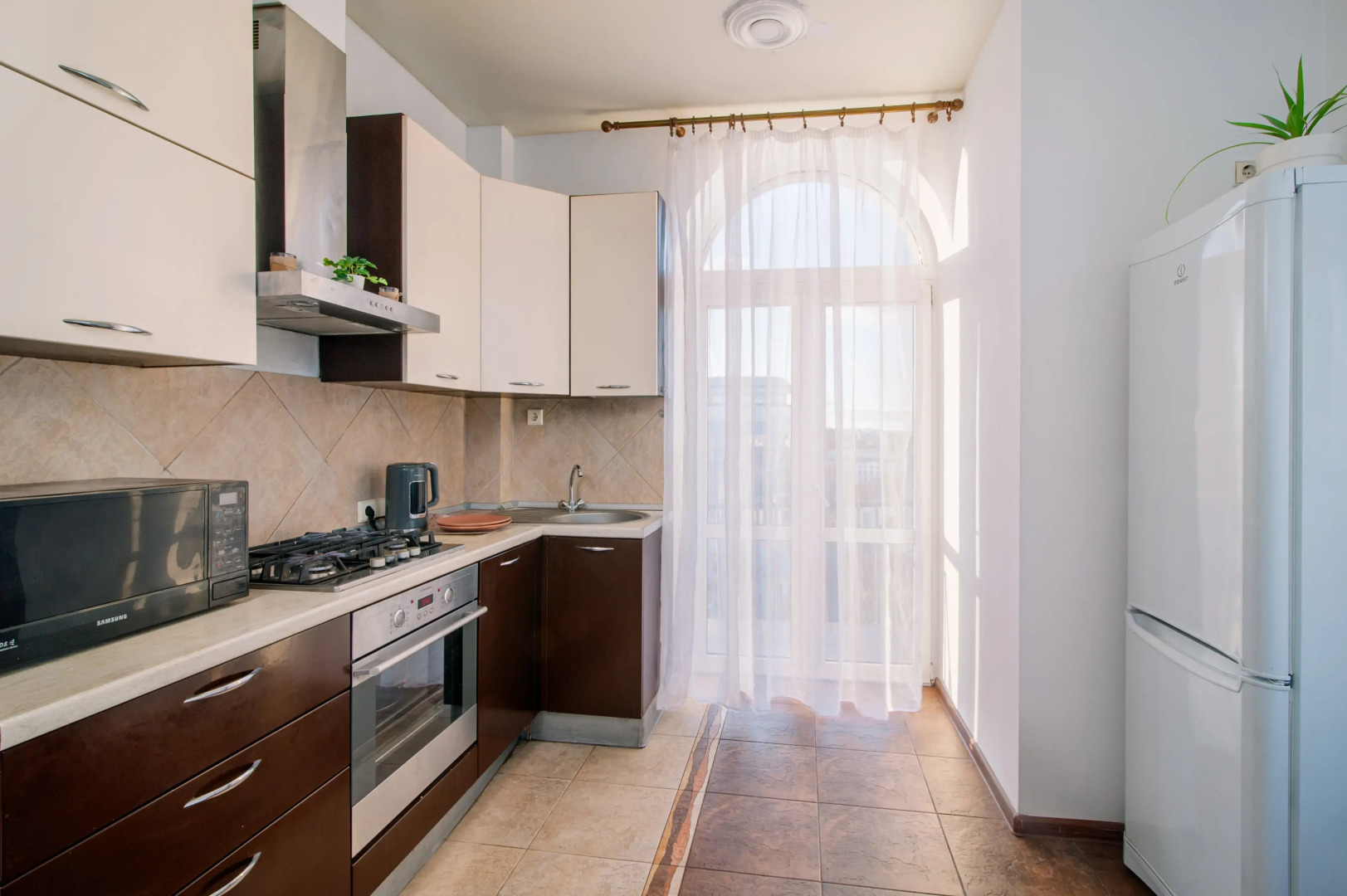 Апартаменты Четырехкомнатные в центре