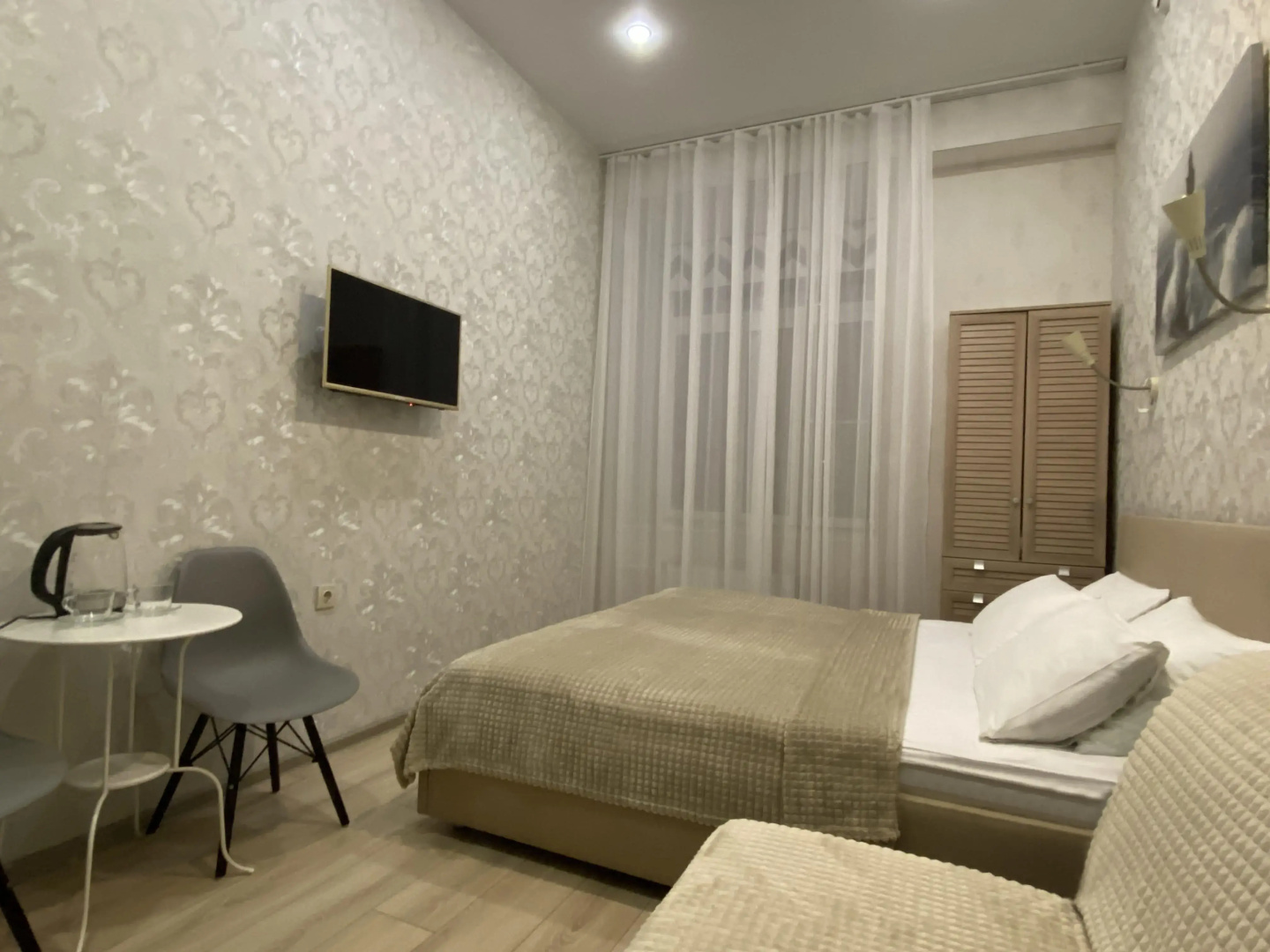 Hotel 812