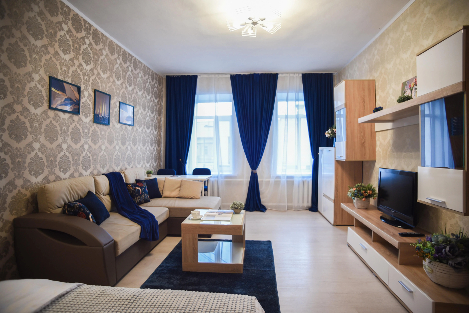 Апартаменты Mira Apartments