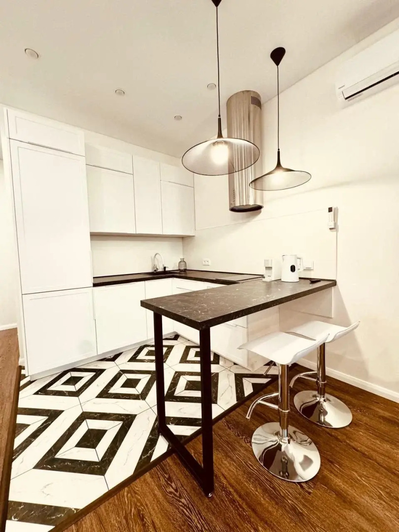 Апартаменты Apart VL с видом на бухту Золотой Рог и мосты