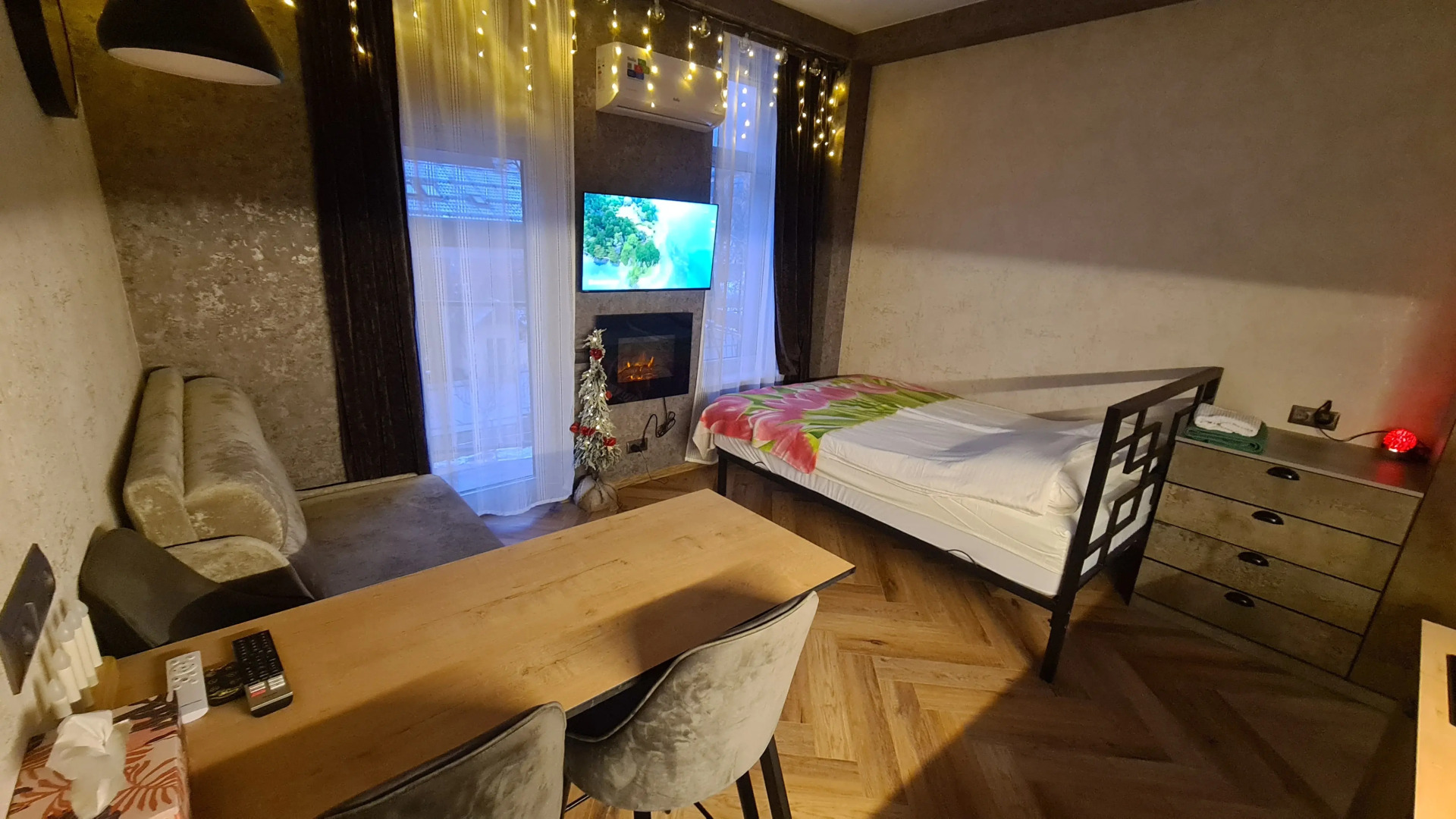 Апартаменты Квартира с Камином