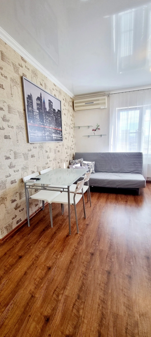 Апартаменты в южном районе с видом на город пляж рядом