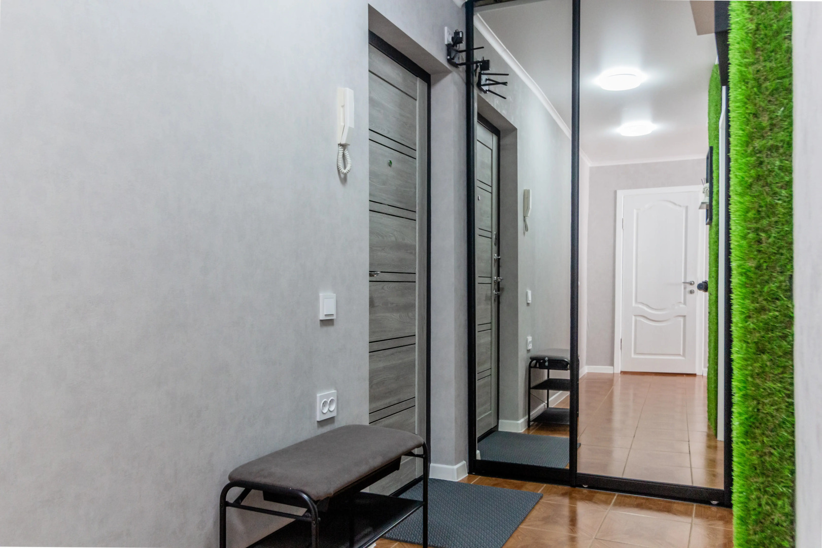 Апартаменты двухкомнатные в Рыбной деревне у Домика Смотрителя