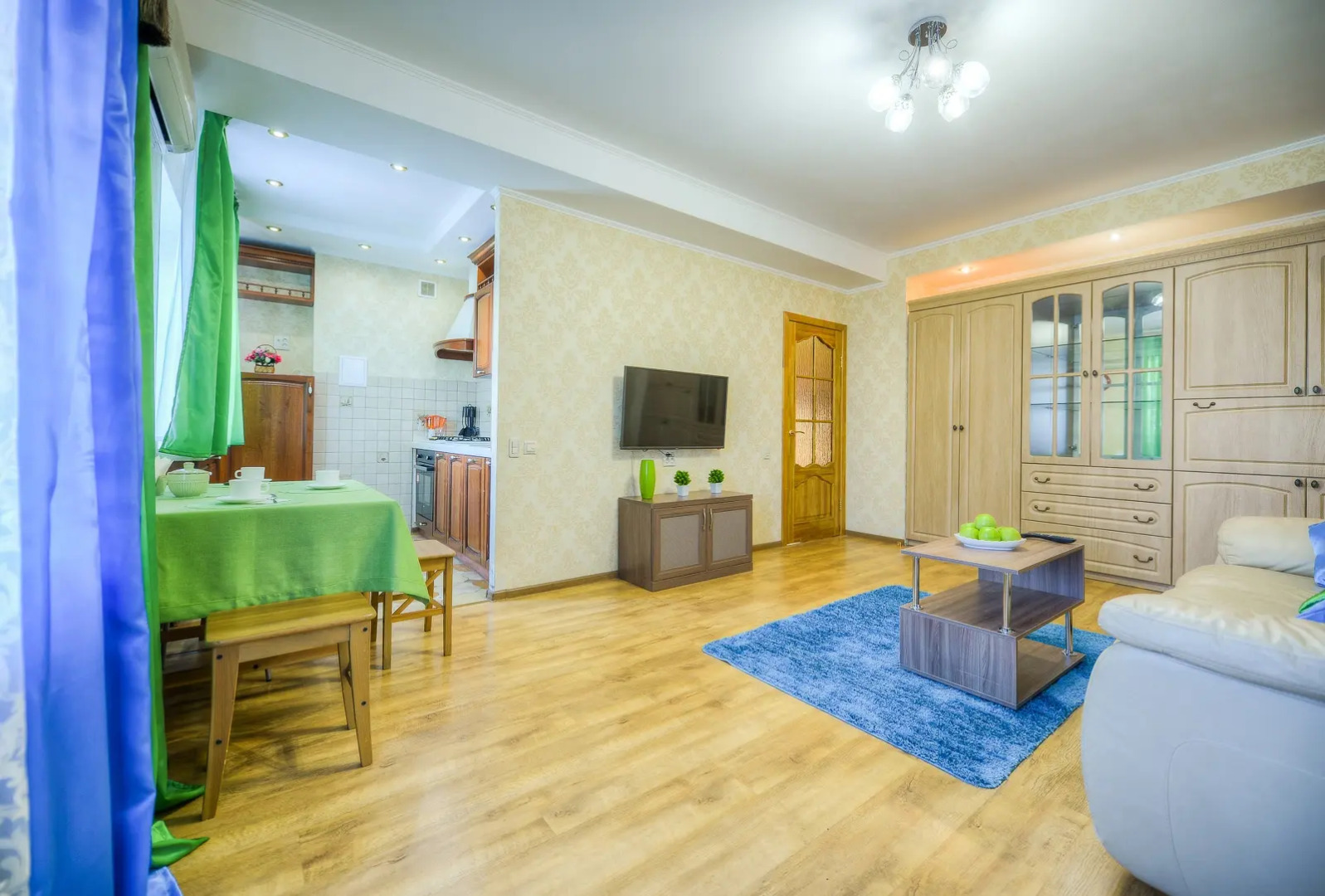 Апартаменты Пять Звёзд Большая Квартира