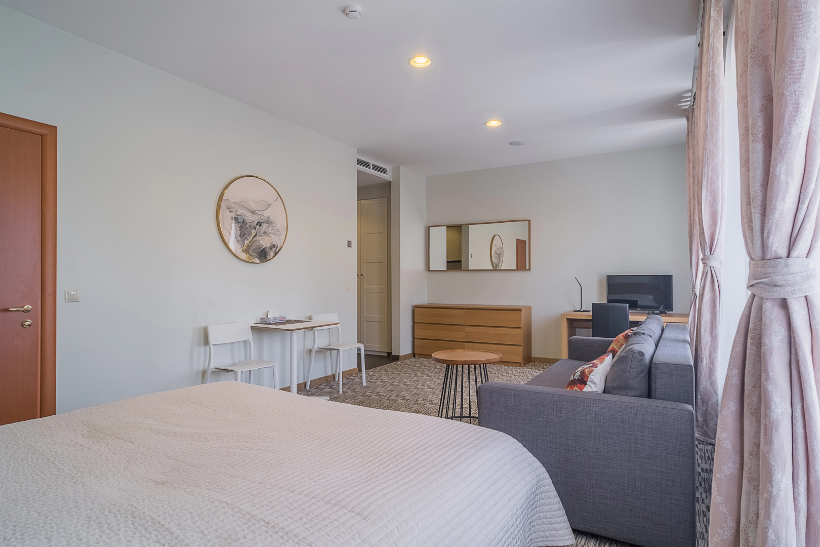 Апарт-отель Светланская 51