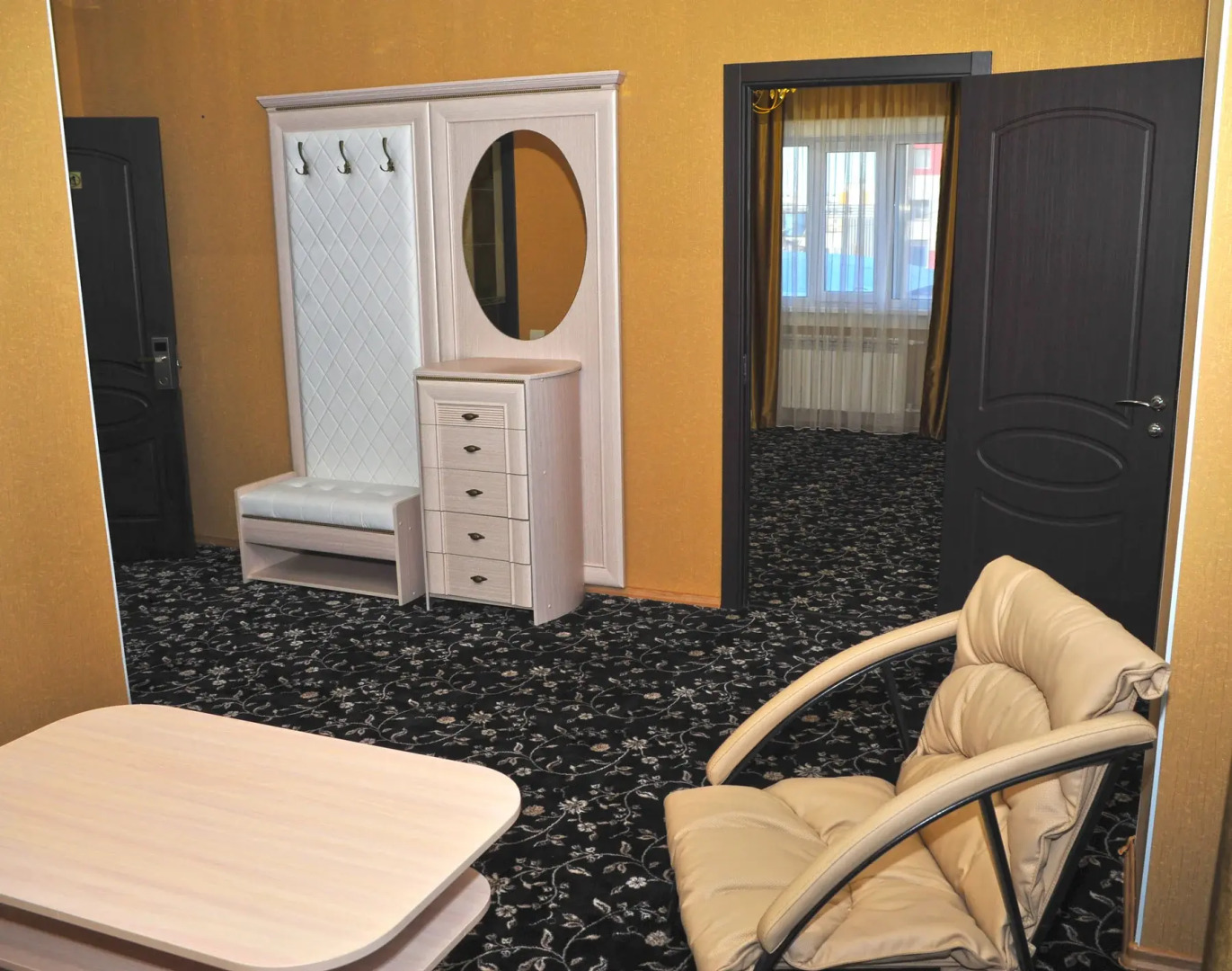 Отель Континент