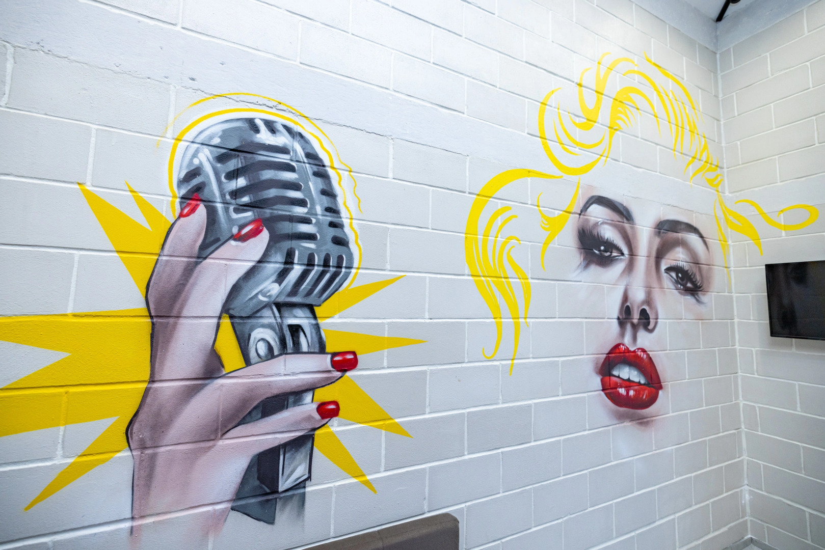 Двухуровневая квартира с сауной Мерлин Монро