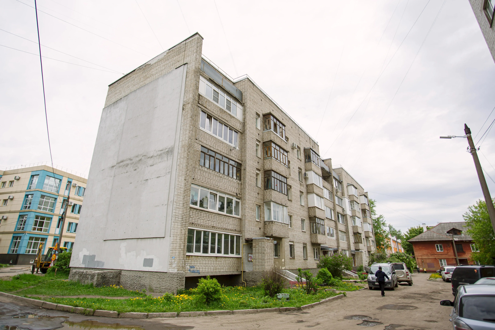 Апартаменты Ук Атмосфера в Центpе Яpocлaвля pядом с автовoкзалoм и ж/д вокзалом Ярославль Главный