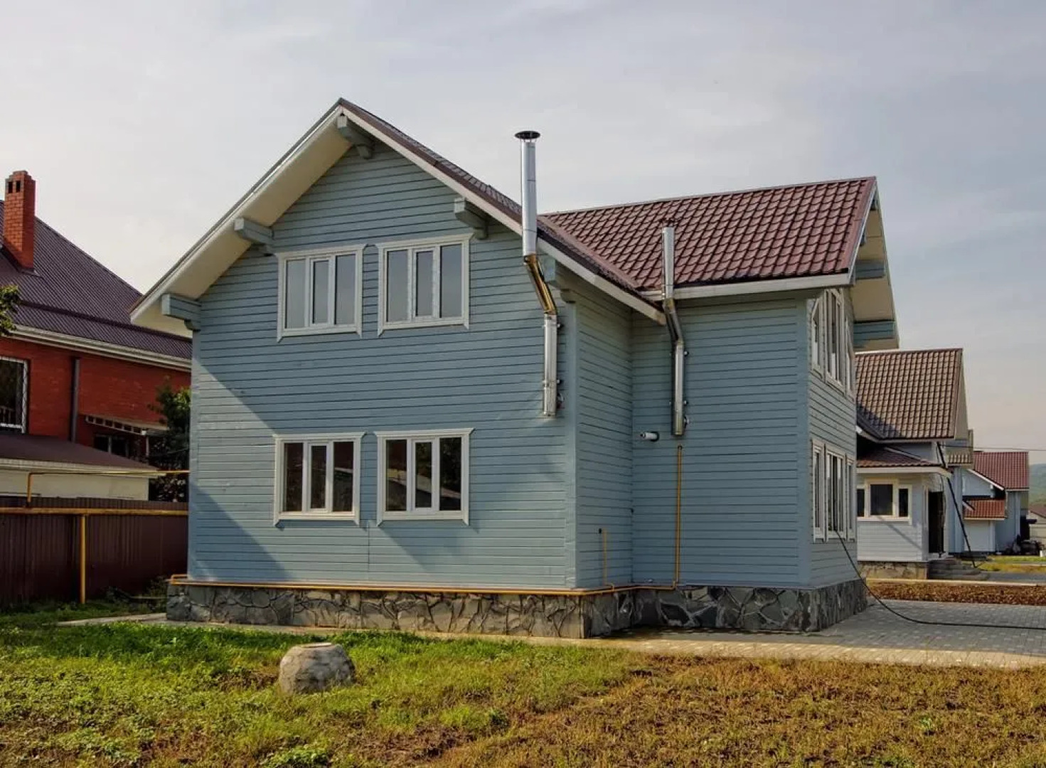 Гостевой дом Коттеджи в аренду Береговая 44