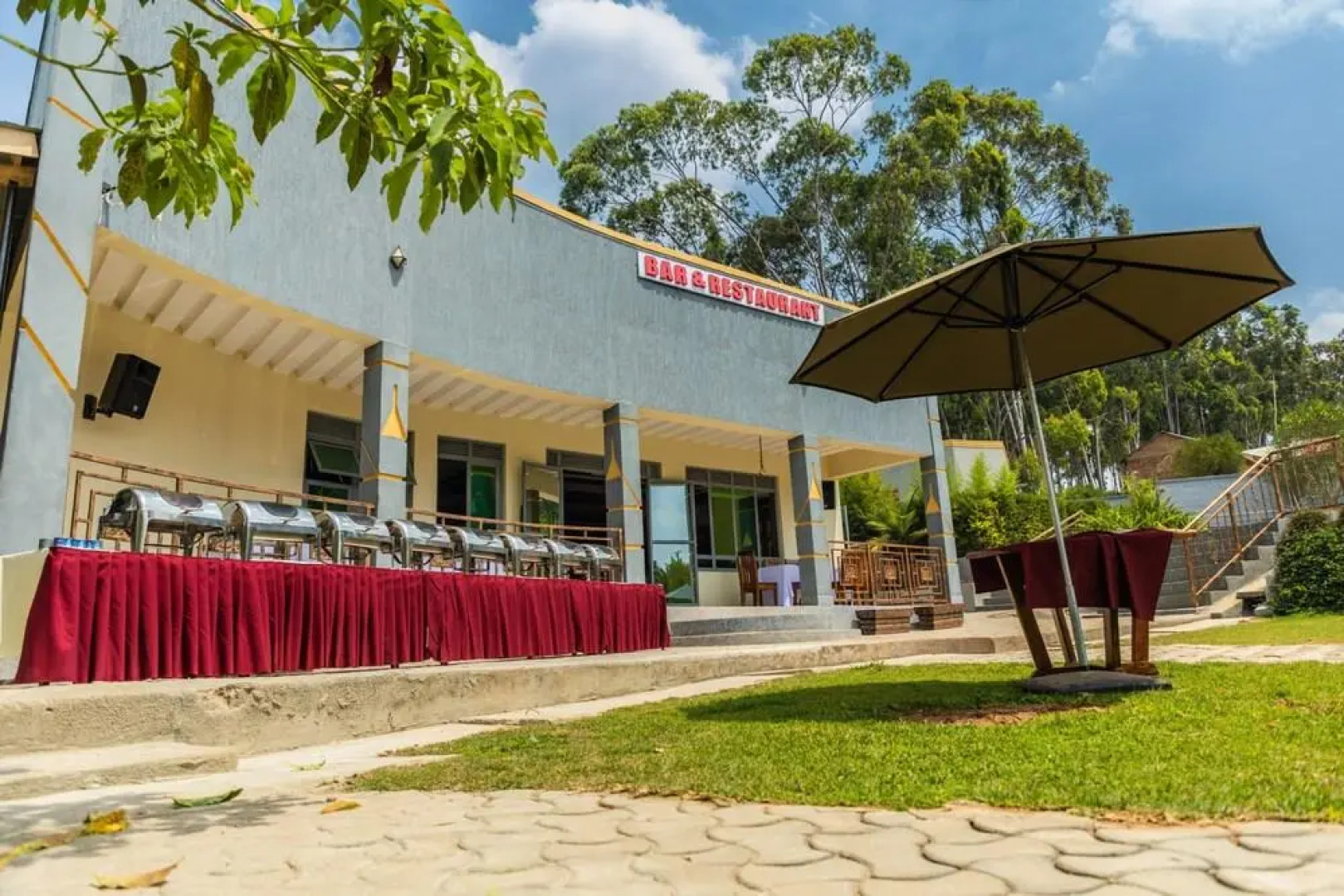 Отель Ekhaya Crescent