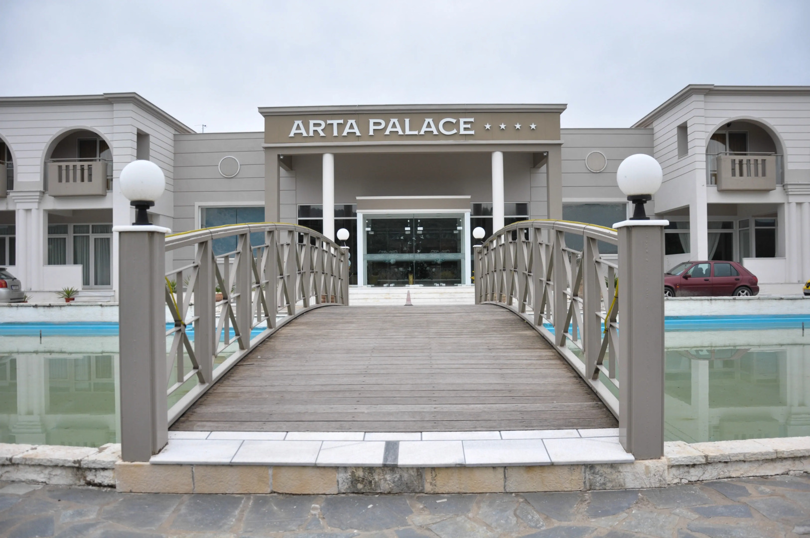 Отель Arta Palace