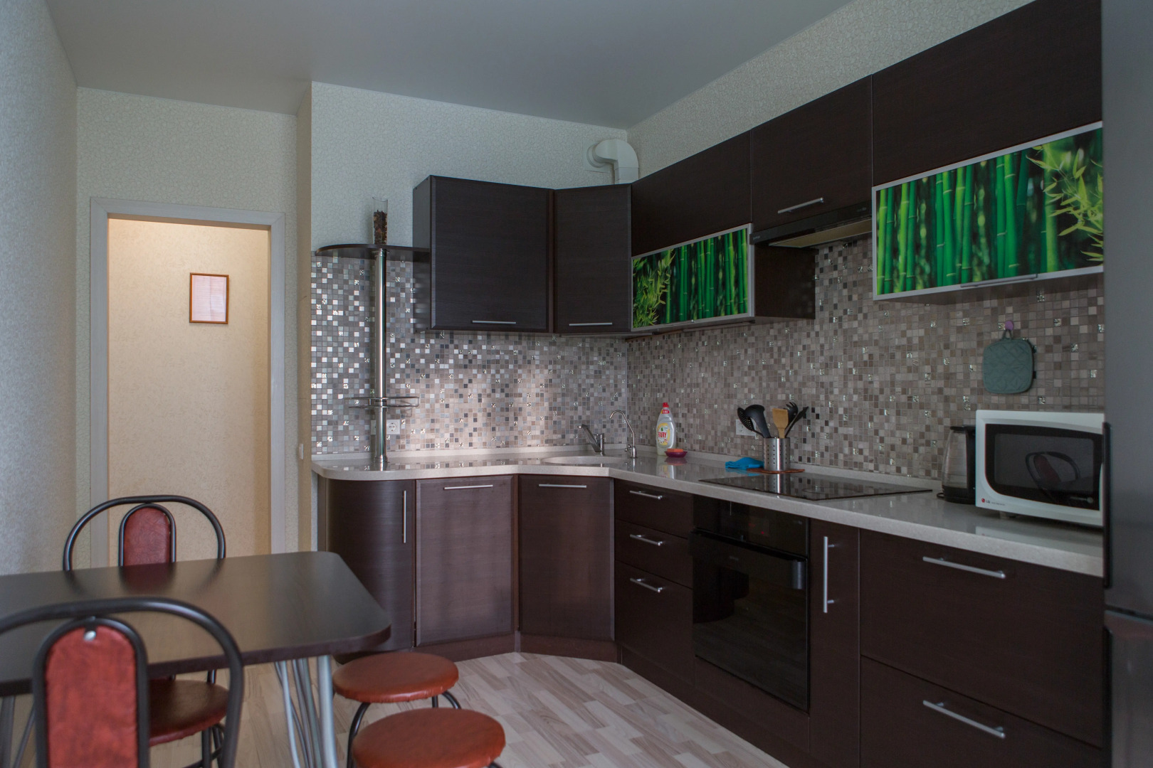 Na Ulitse Yalagina 7 Apartments	