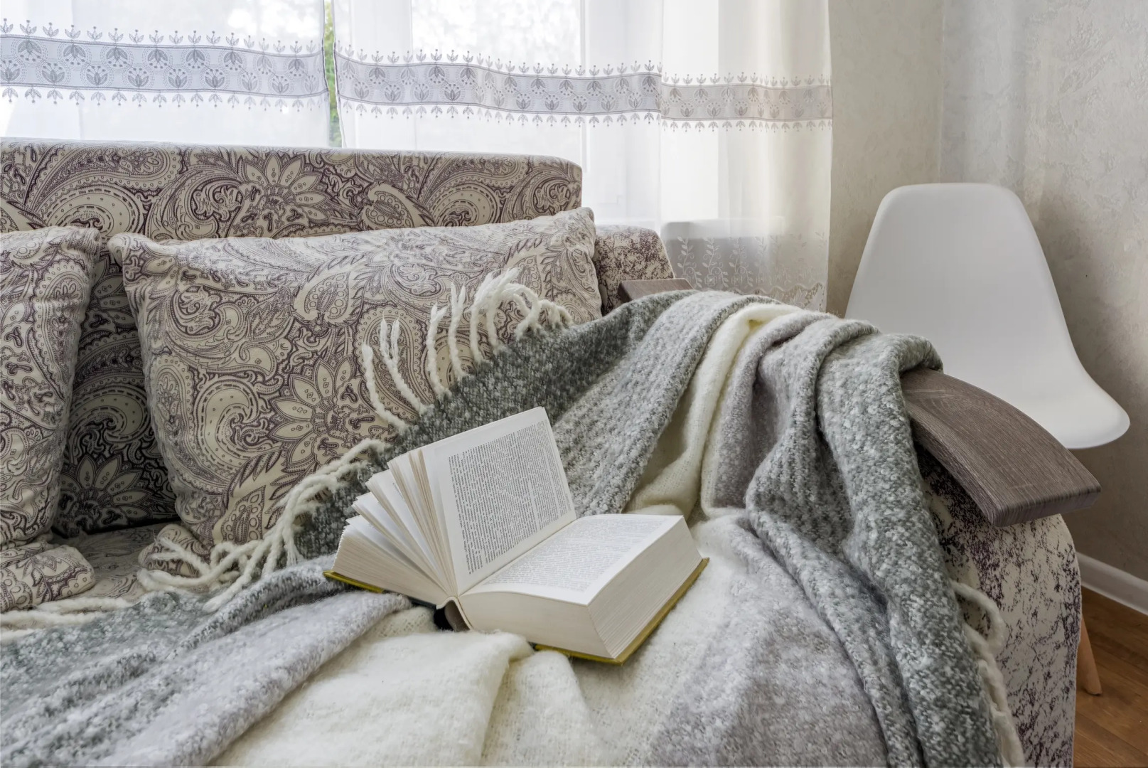 Апартаменты Жуковского 10