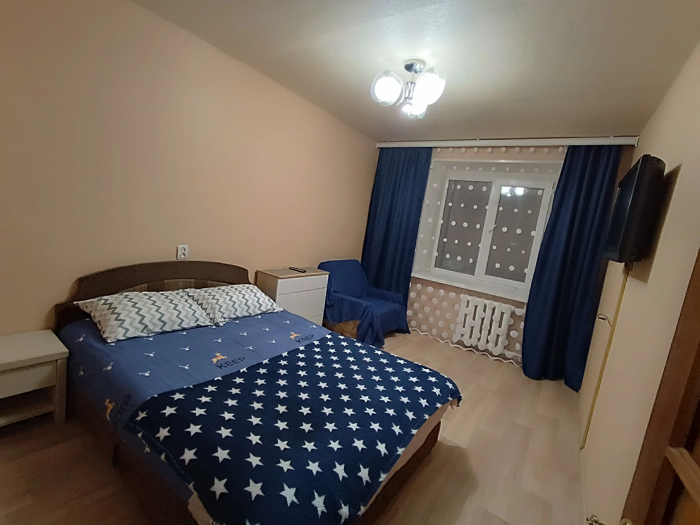 Квартира Двухкомнатная 50 лет ВЛКСМ,д33