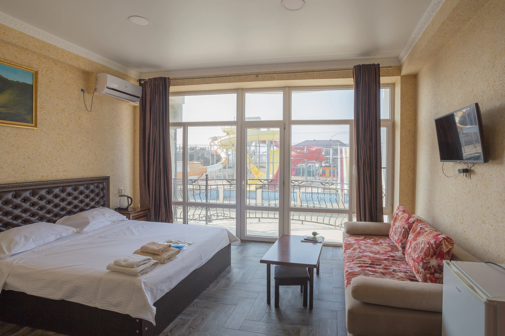 Отель Океан