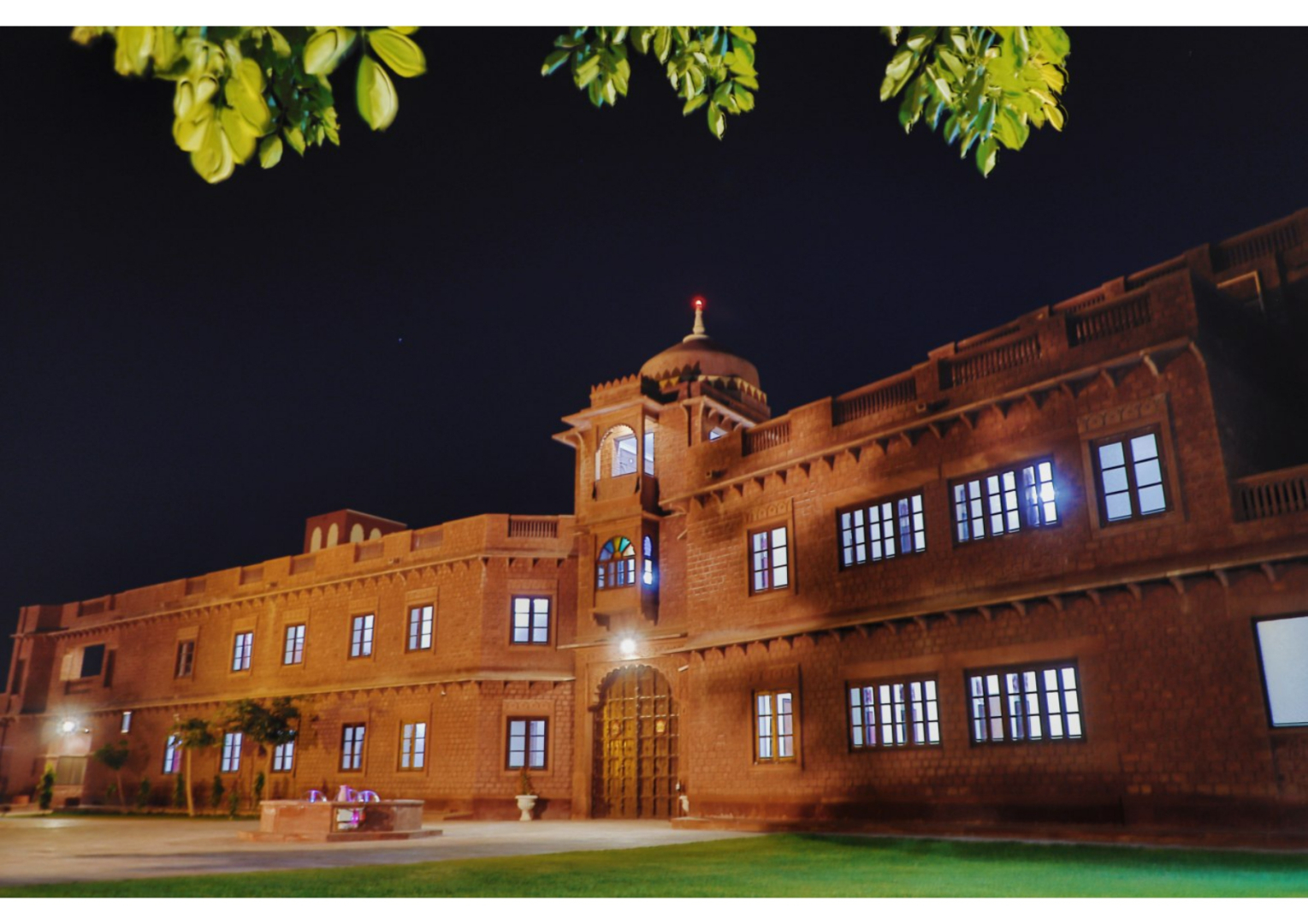 Отель Indroka Fort A Heritage Hotel&Resort